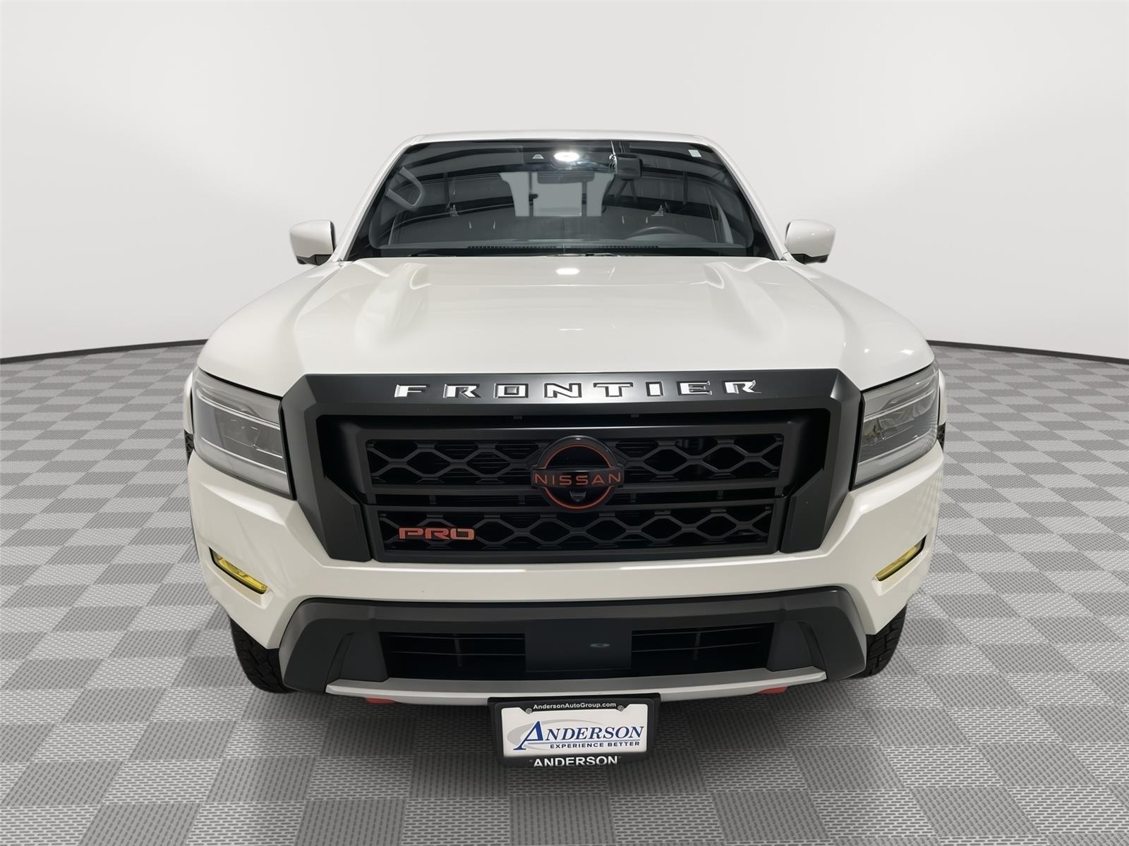 2022 Nissan Frontier PRO-4X photo 4
