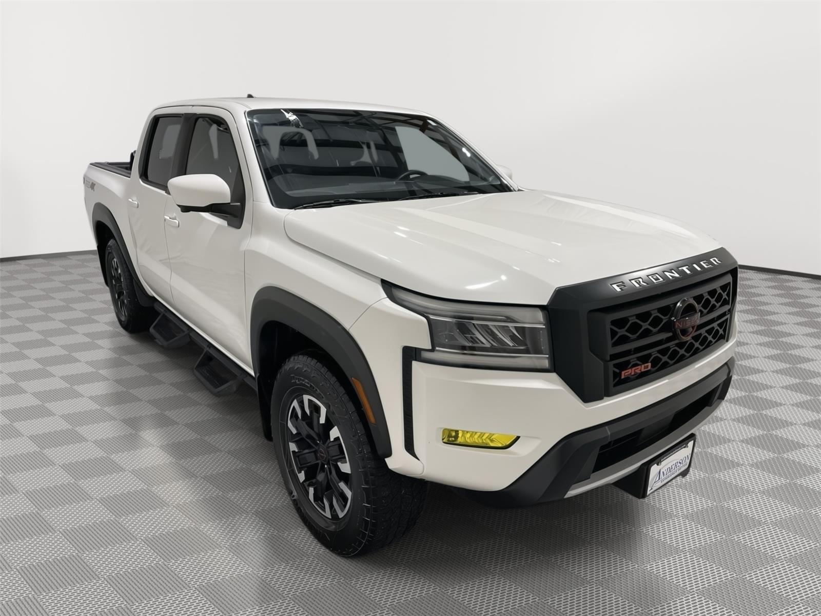 2022 Nissan Frontier PRO-4X photo 5