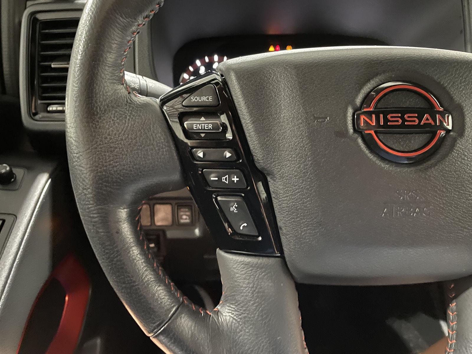 2022 Nissan Frontier PRO-4X photo 13
