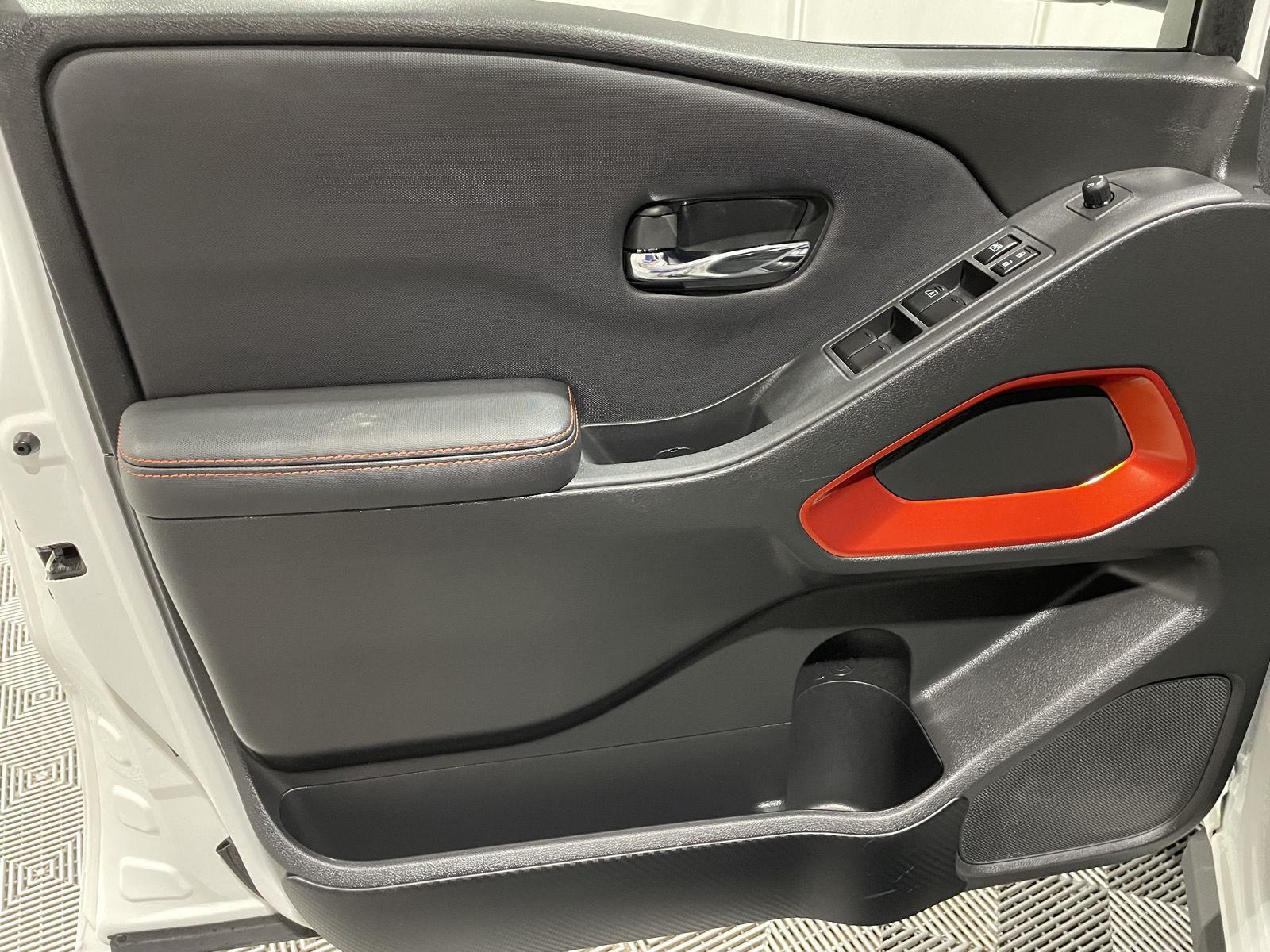 2022 Nissan Frontier PRO-4X photo 25