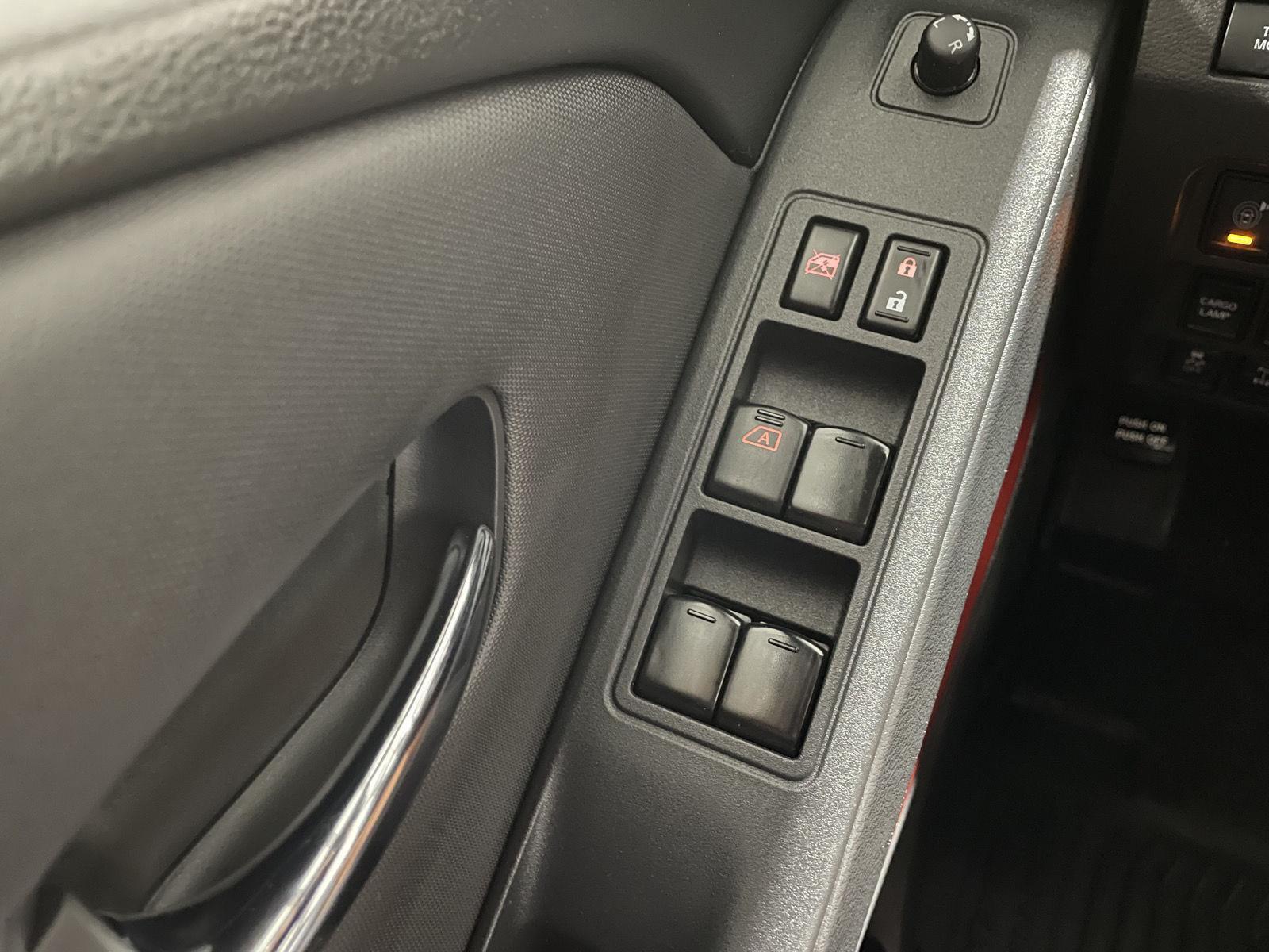 2022 Nissan Frontier PRO-4X photo 26