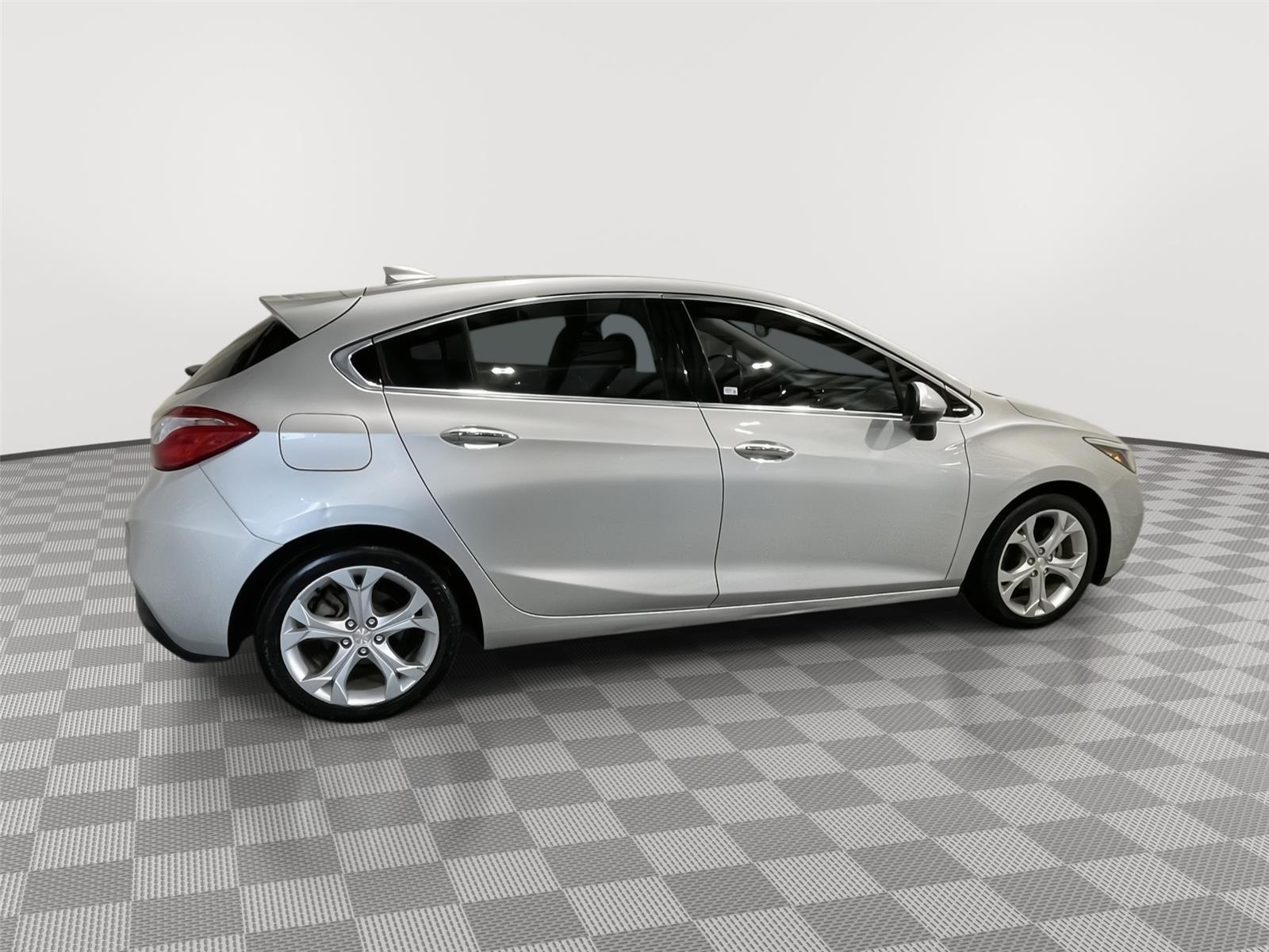 Used 2017 Chevrolet Cruze for sale in St. Joseph MO