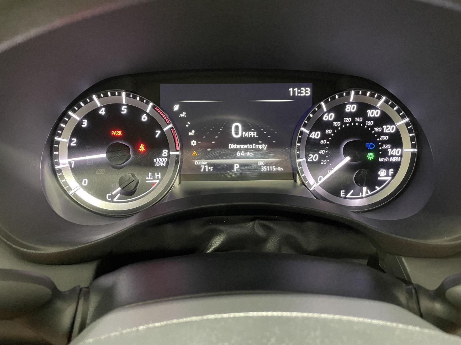 2023 Toyota Highlander L photo 3