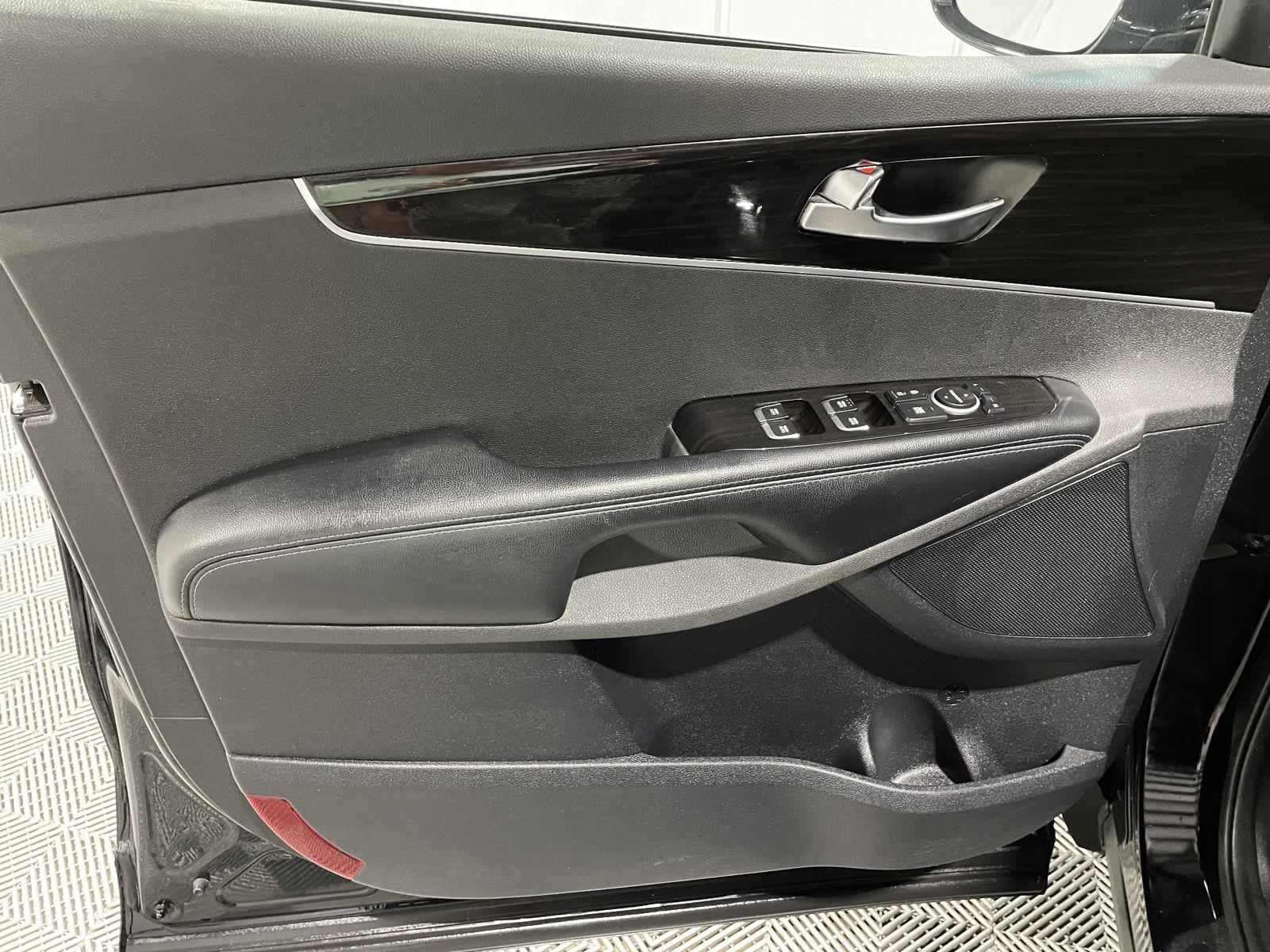 Pre-Owned 2019 Kia Sorento for sale in St. Joseph MO