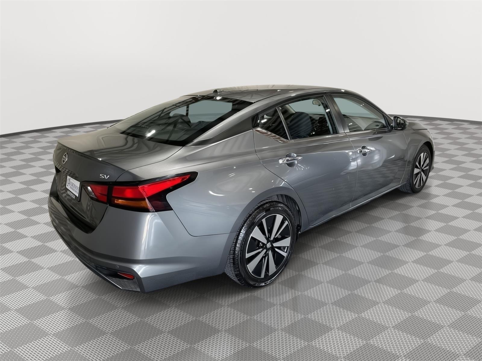 2021 Nissan Altima 2.5 SV photo 7