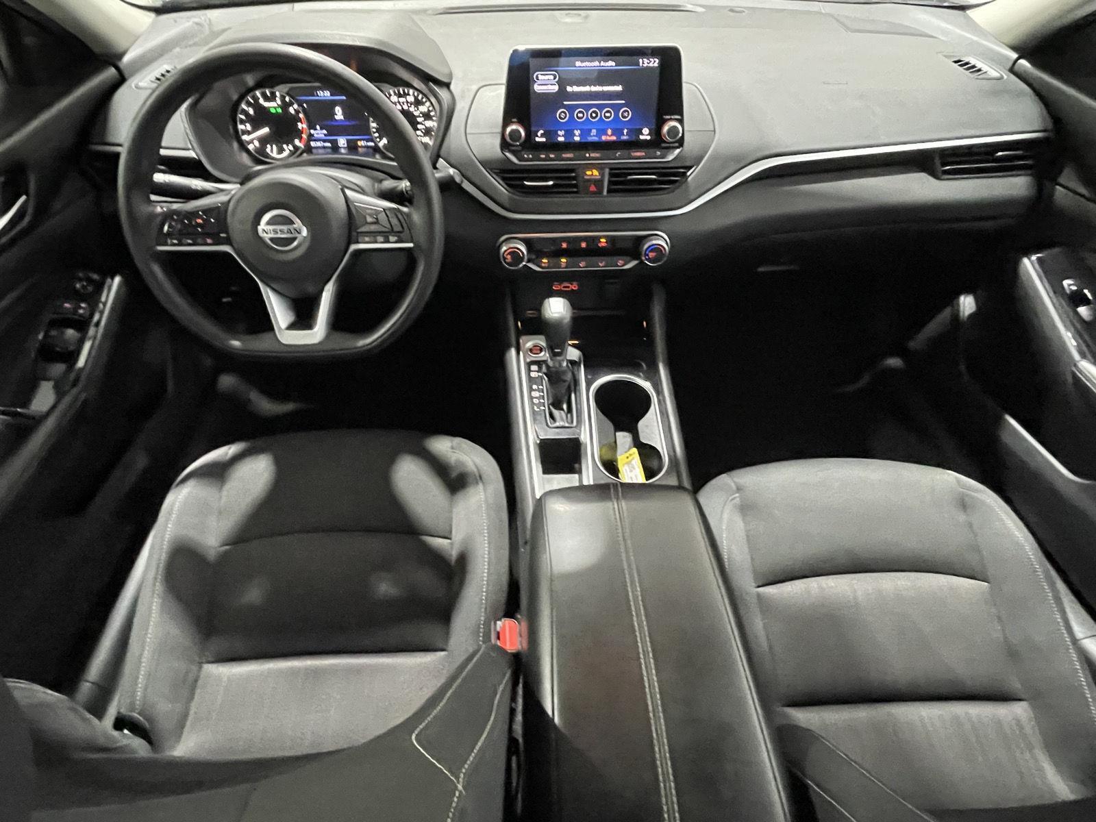 2021 Nissan Altima 2.5 SV photo 11