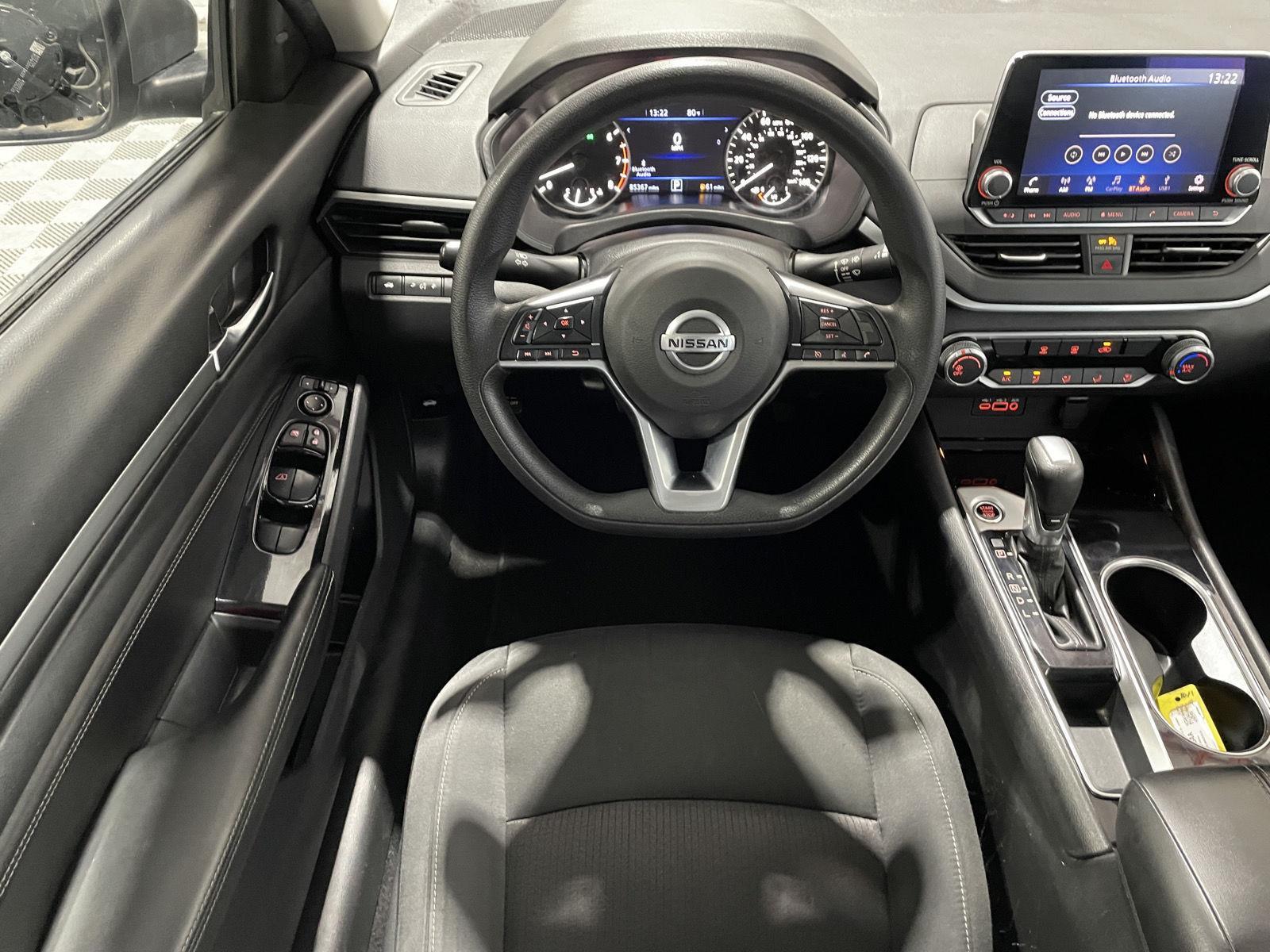 2021 Nissan Altima 2.5 SV photo 12