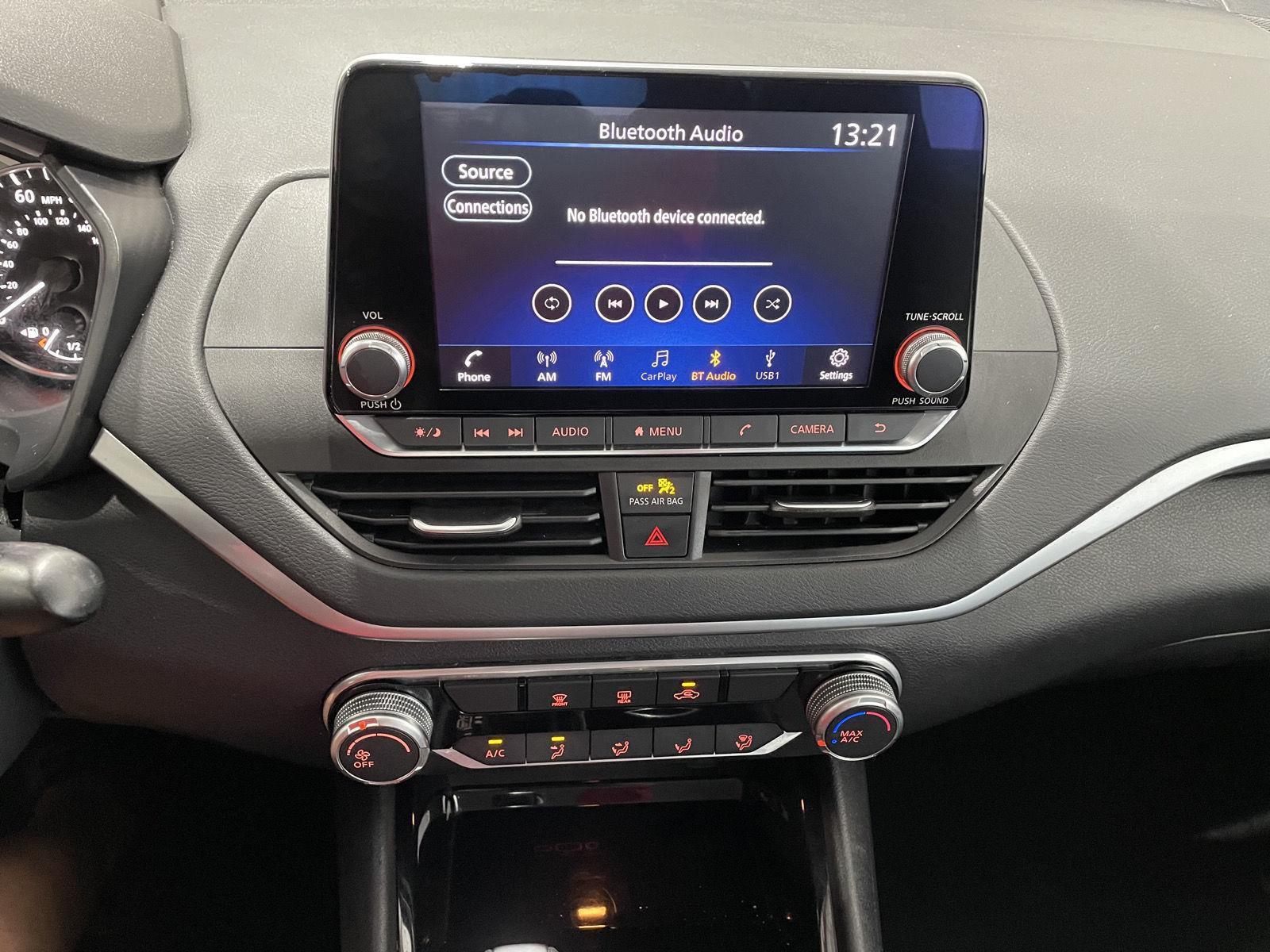 2021 Nissan Altima 2.5 SV photo 23