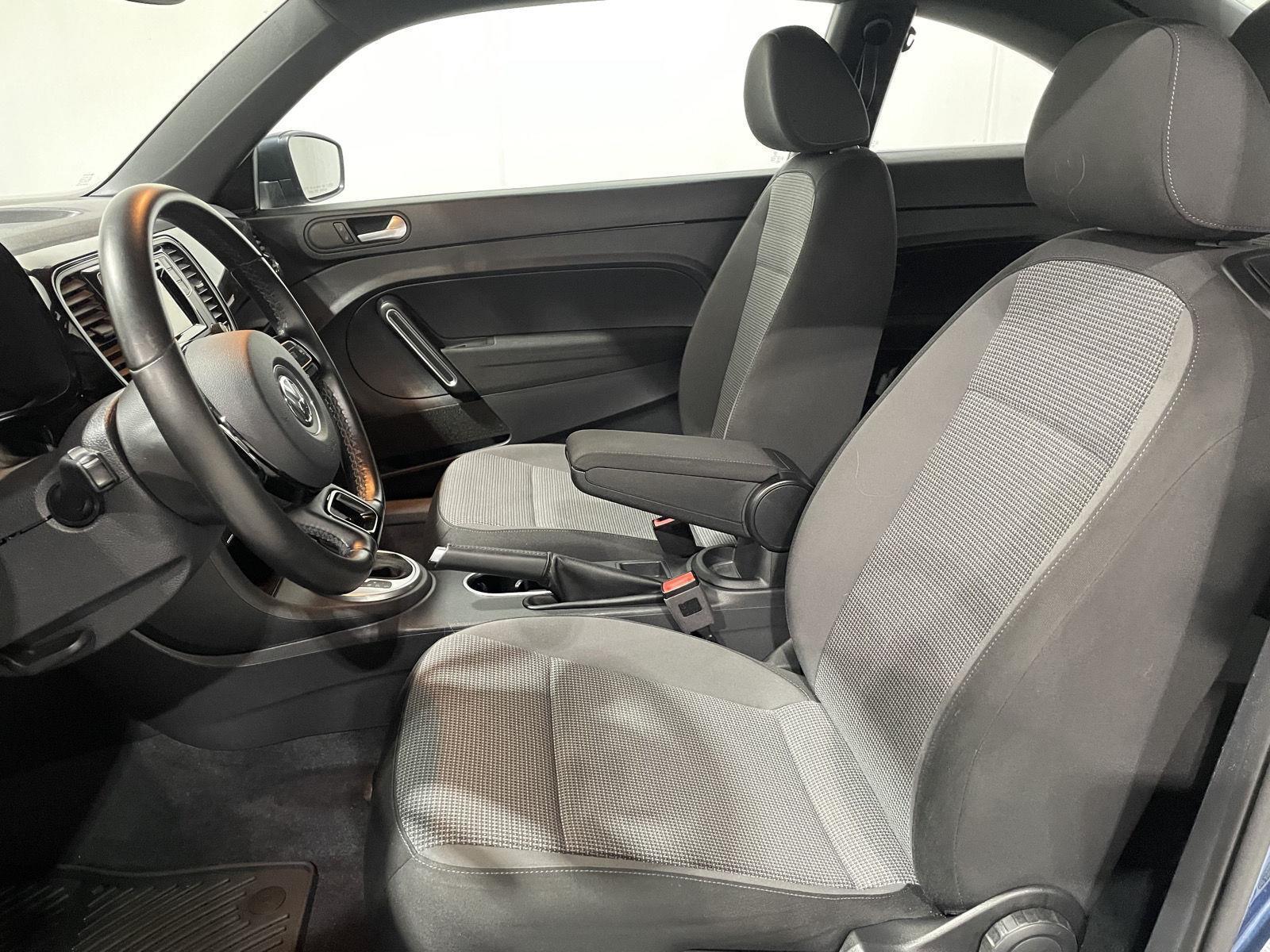 Pre-Owned 2018 Volkswagen Beetle for sale in St. Joseph MO