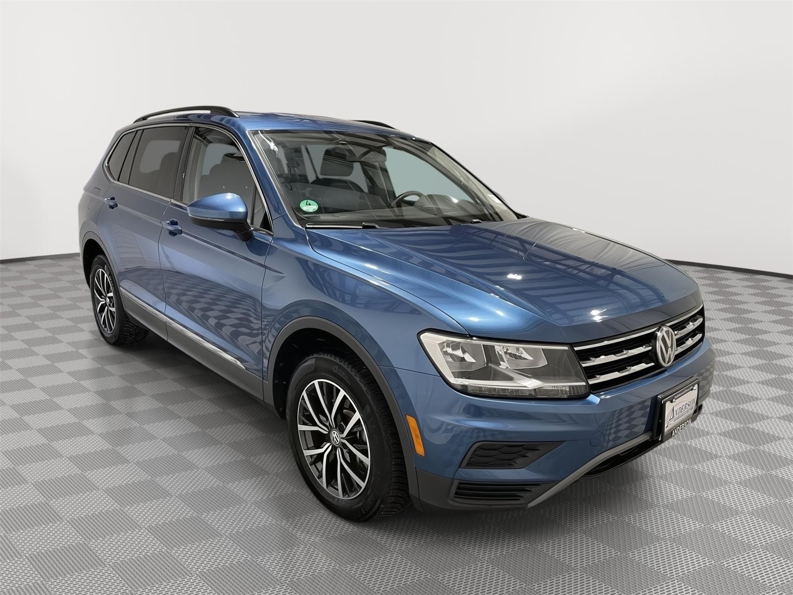 2020 Volkswagen Tiguan SE photo 4