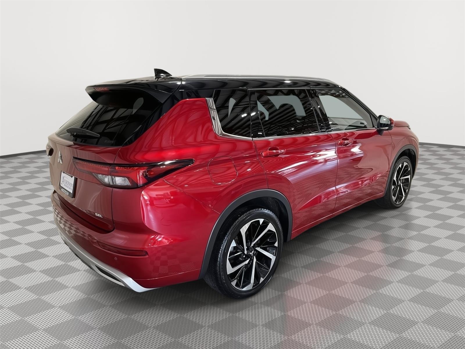 Pre-Owned 2023 Mitsubishi Outlander for sale in St. Joseph MO