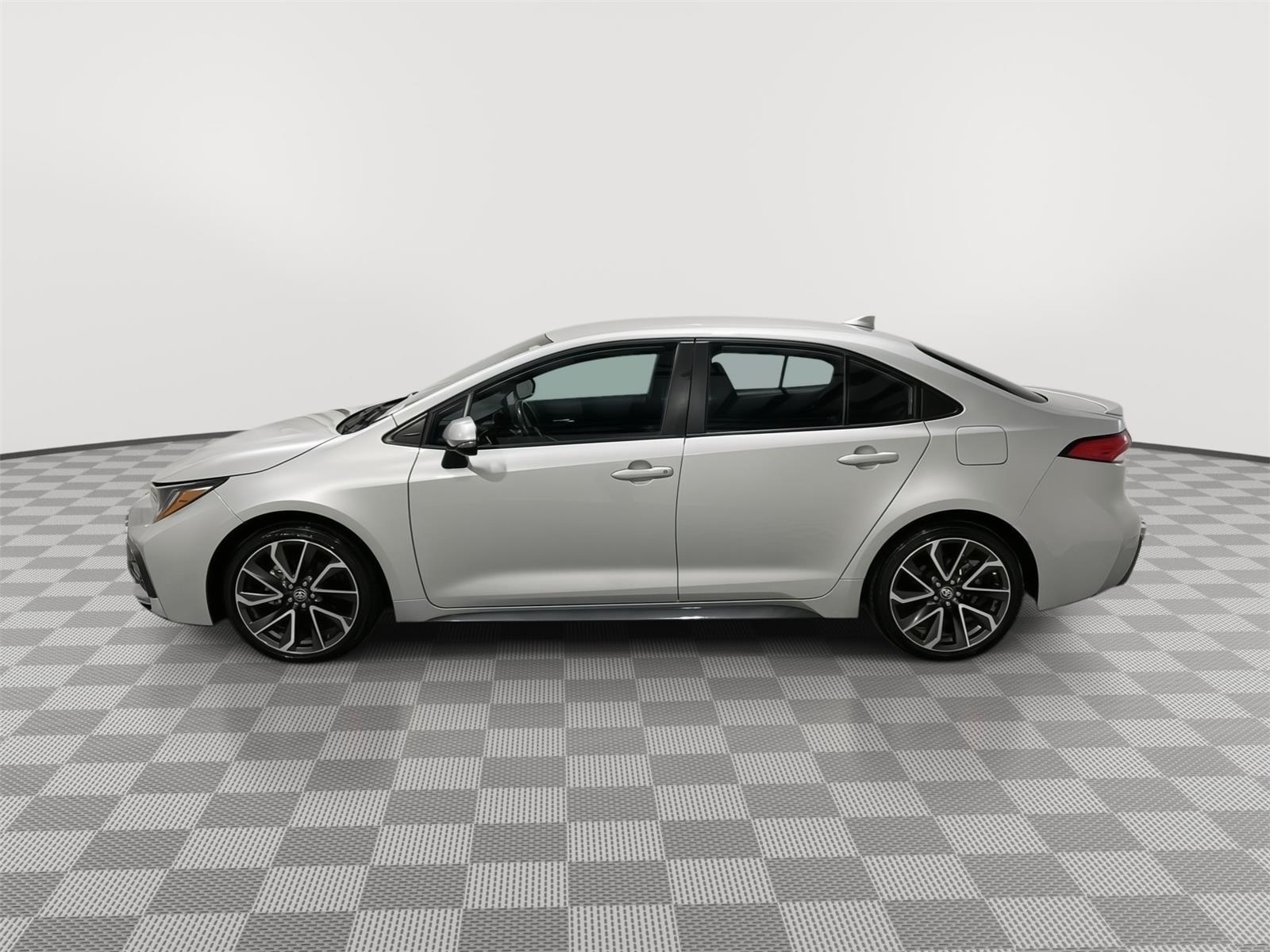 Used 2022 Toyota Corolla SE with VIN 5YFS4MCE0NP134337 for sale in Kansas City