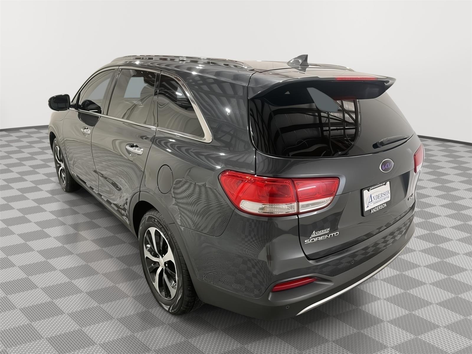 Pre-Owned 2018 Kia Sorento for sale in St. Joseph MO