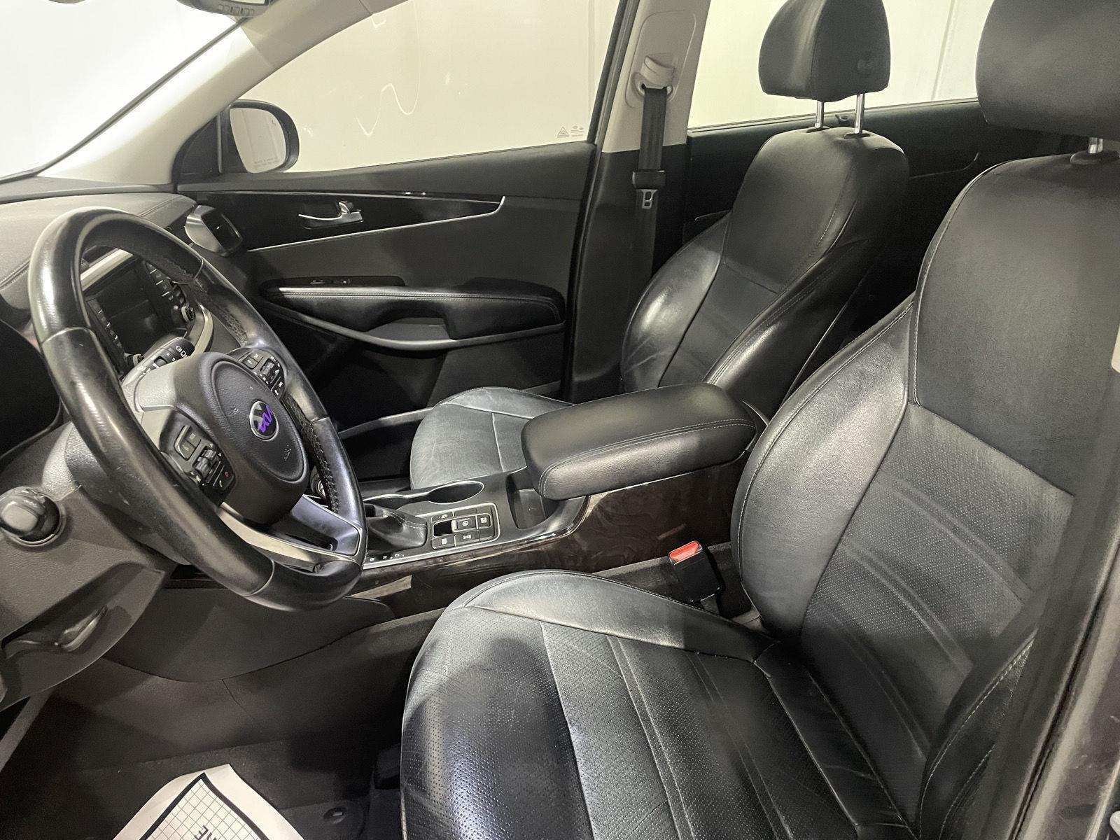 Pre-Owned 2018 Kia Sorento for sale in St. Joseph MO