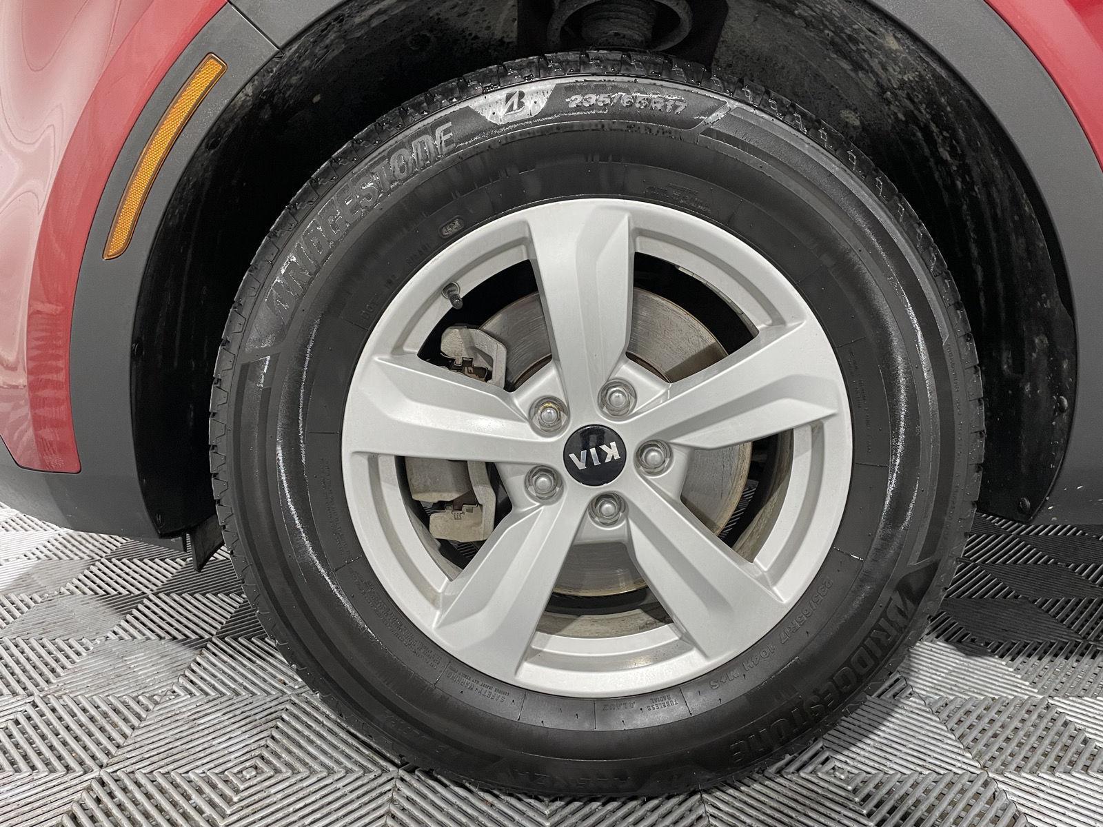 Used 2021 Kia Sorento LX SUV/Crossover for sale in St. Joseph MO