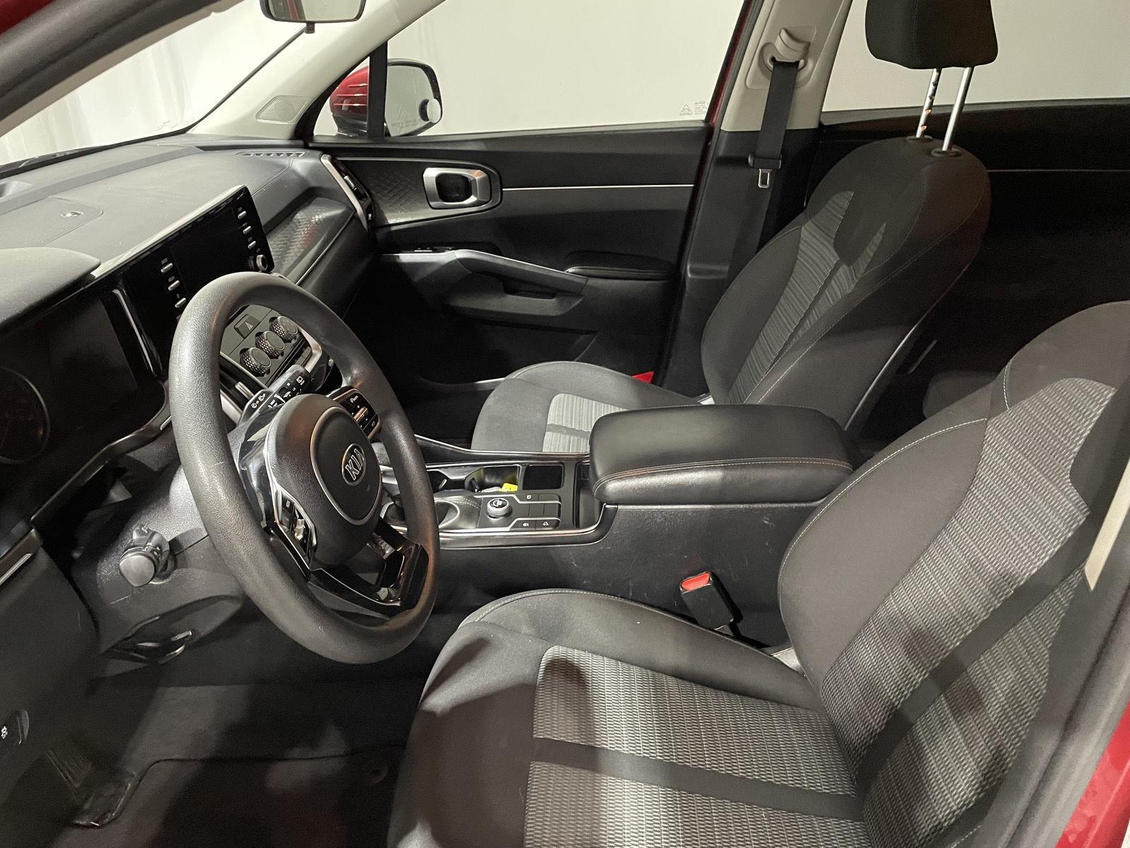 Used 2021 Kia Sorento LX SUV/Crossover for sale in St. Joseph MO