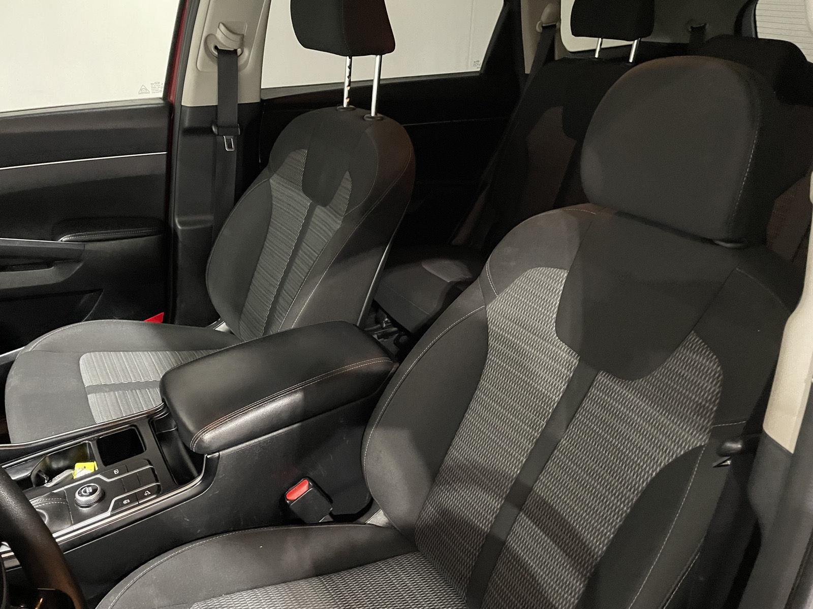 Used 2021 Kia Sorento LX SUV/Crossover for sale in St. Joseph MO