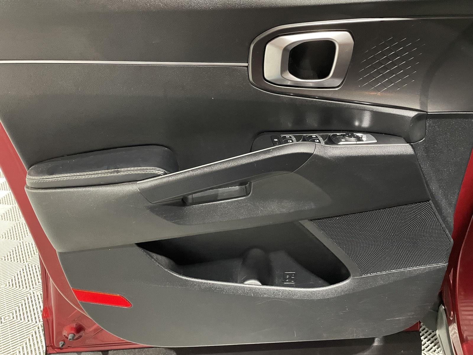 Used 2021 Kia Sorento LX SUV/Crossover for sale in St. Joseph MO