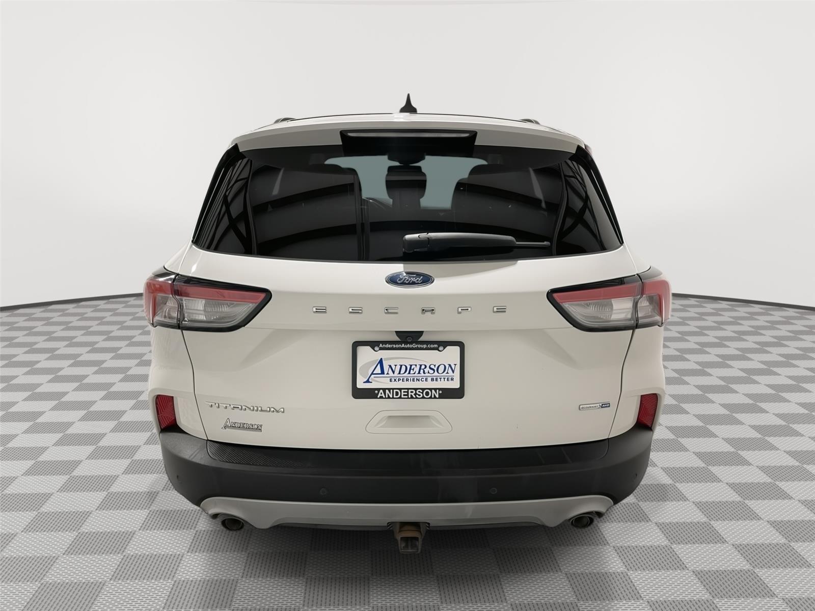 2020 Ford Escape Titanium photo 3