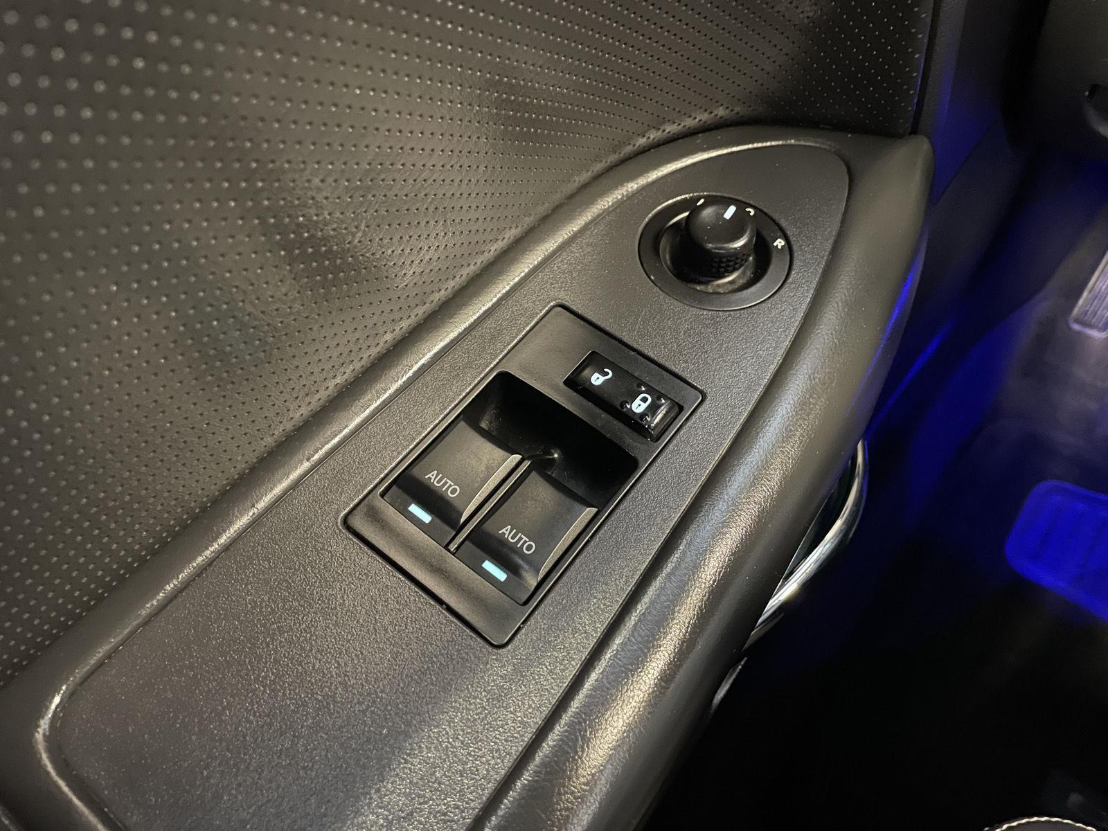 Used 2013 Dodge Challenger for sale in St. Joseph MO