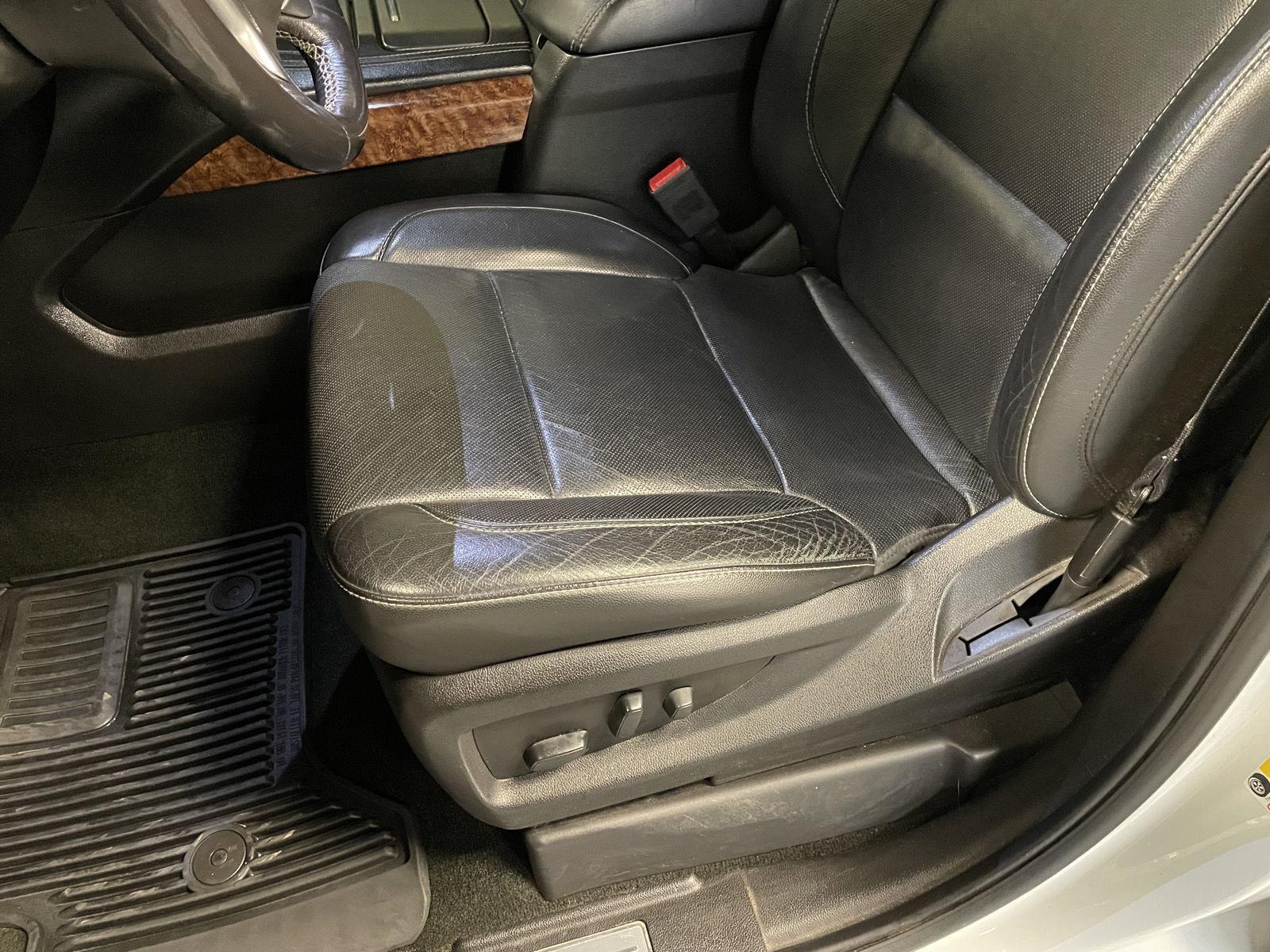 Used 2018 Chevrolet Tahoe Premier SUV/Crossover for sale in St. Joseph MO