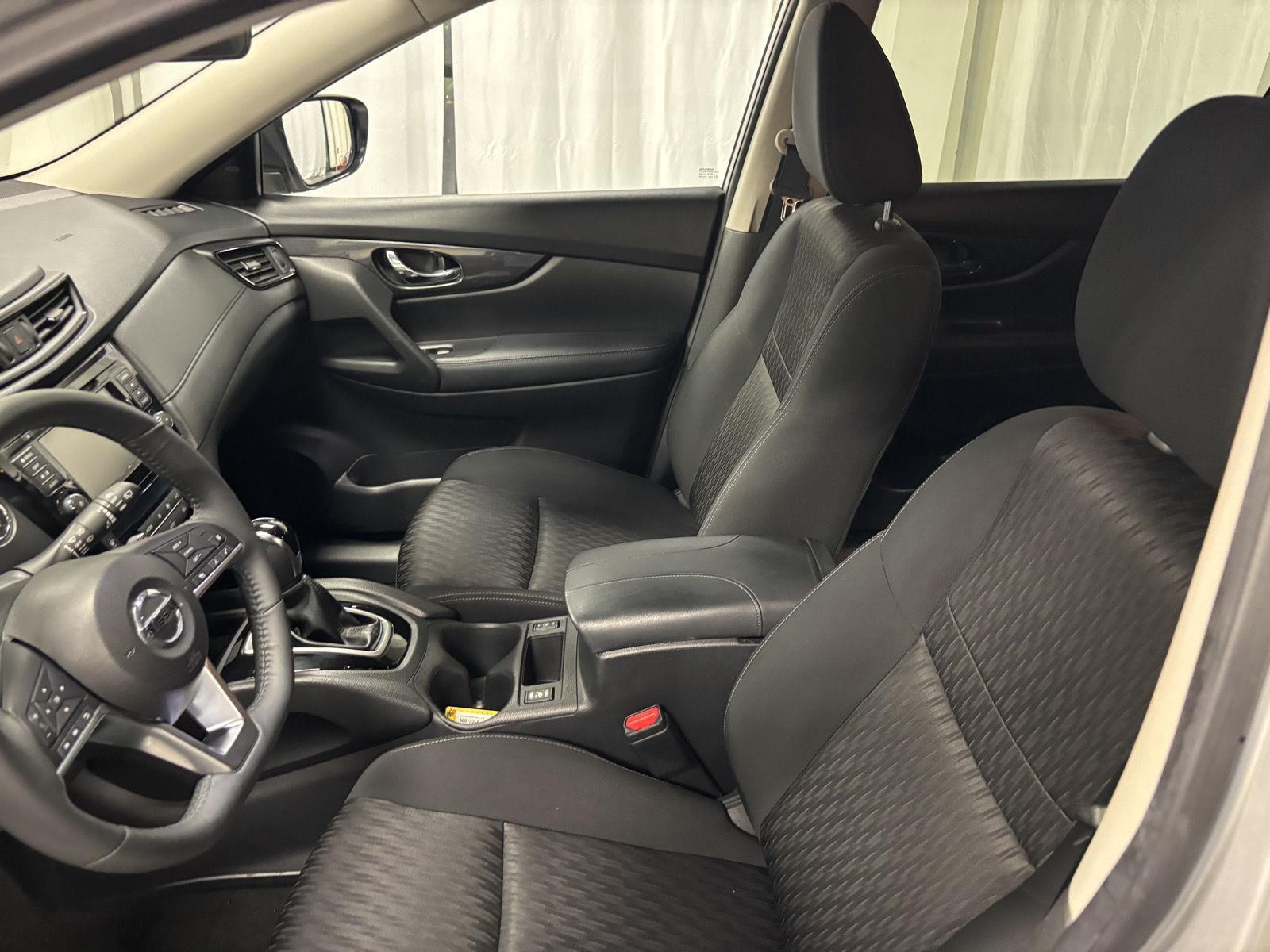 Pre-Owned 2018 Nissan Rogue for sale in St. Joseph MO