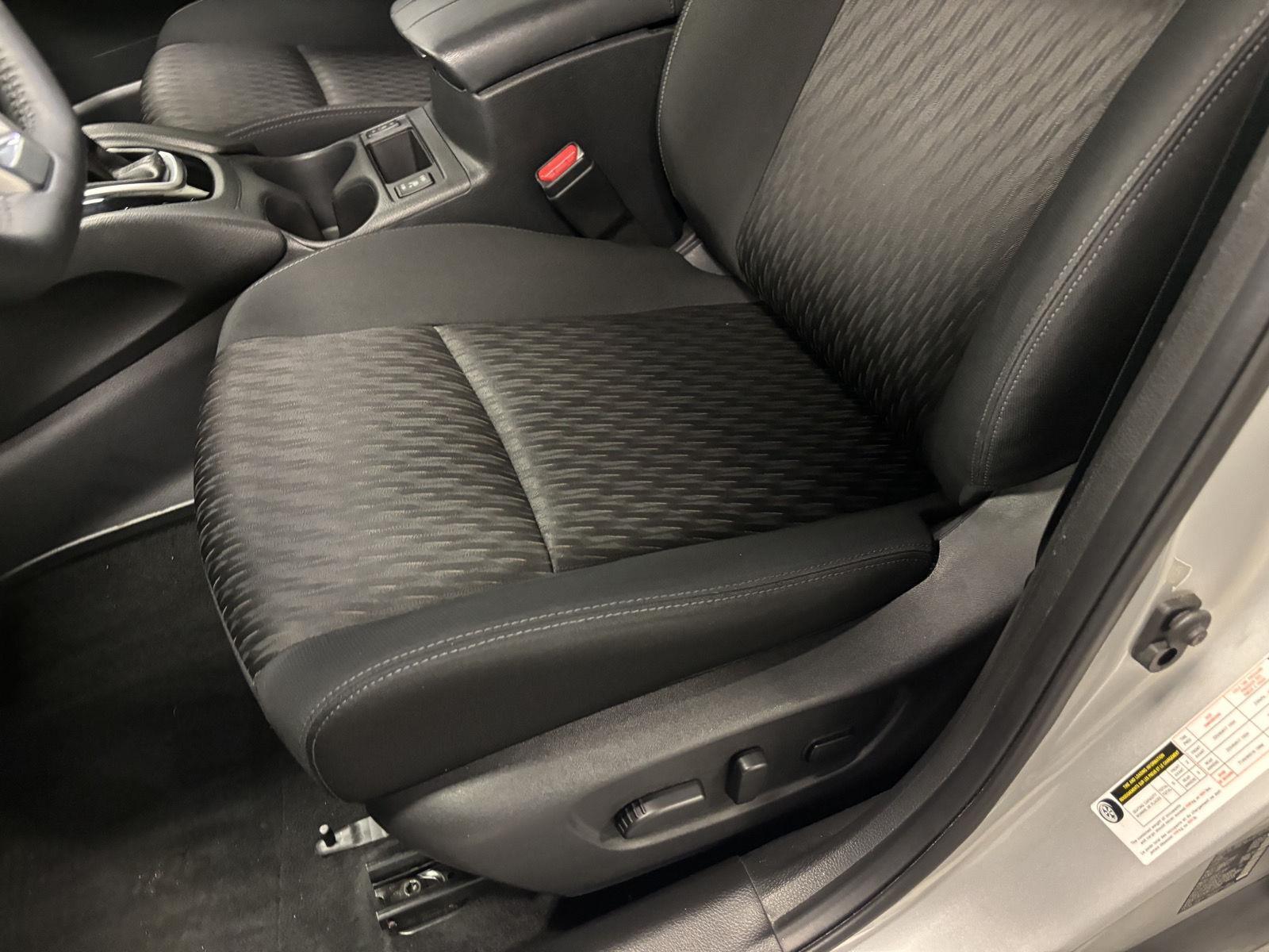 Pre-Owned 2018 Nissan Rogue for sale in St. Joseph MO