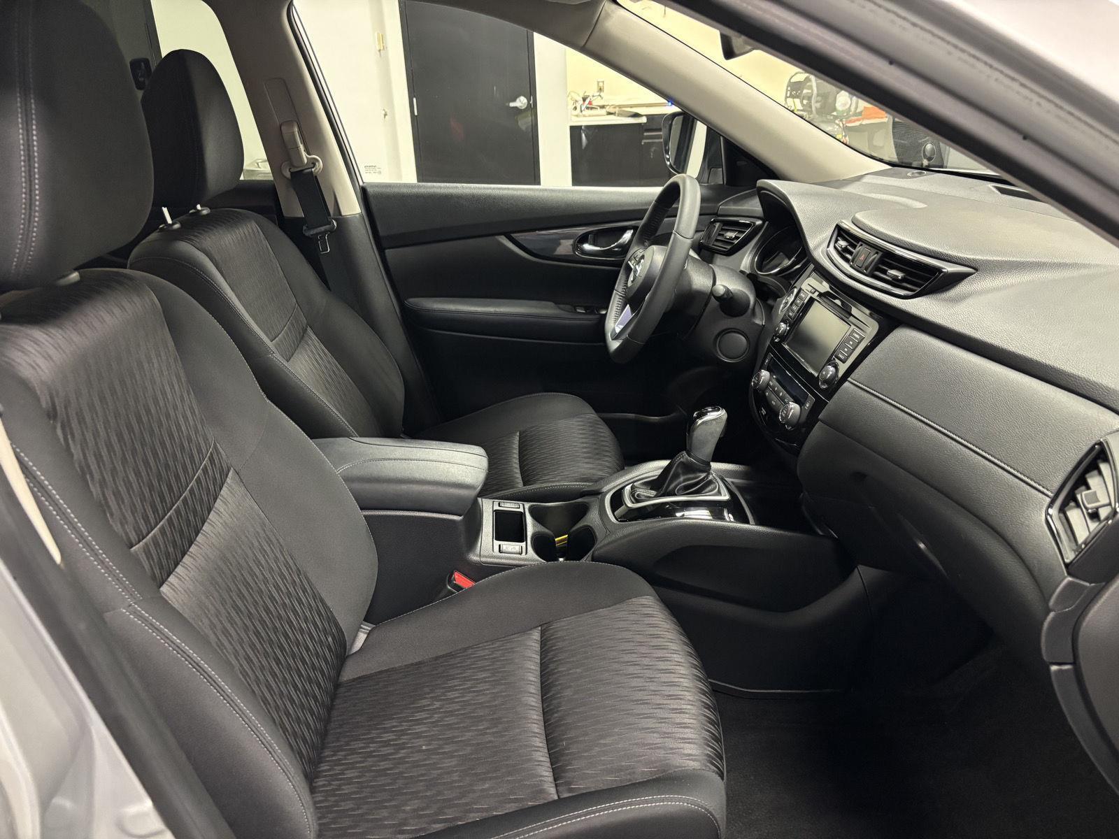 Pre-Owned 2018 Nissan Rogue for sale in St. Joseph MO