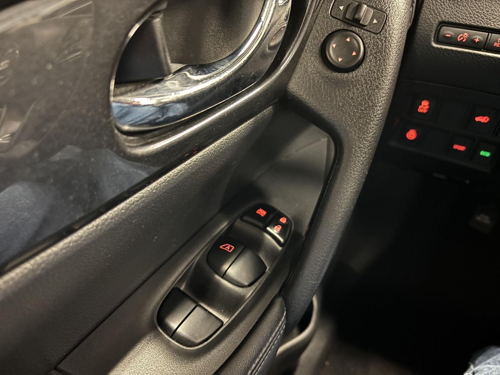 Pre-Owned 2018 Nissan Rogue for sale in St. Joseph MO