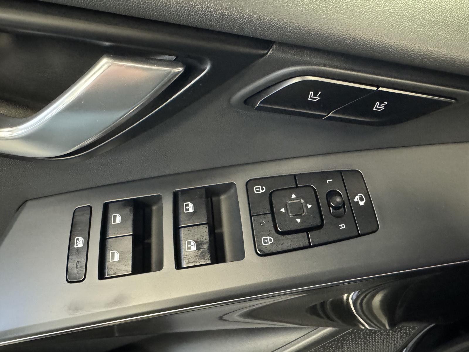 Pre-Owned 2023 Kia Niro for sale in St. Joseph MO