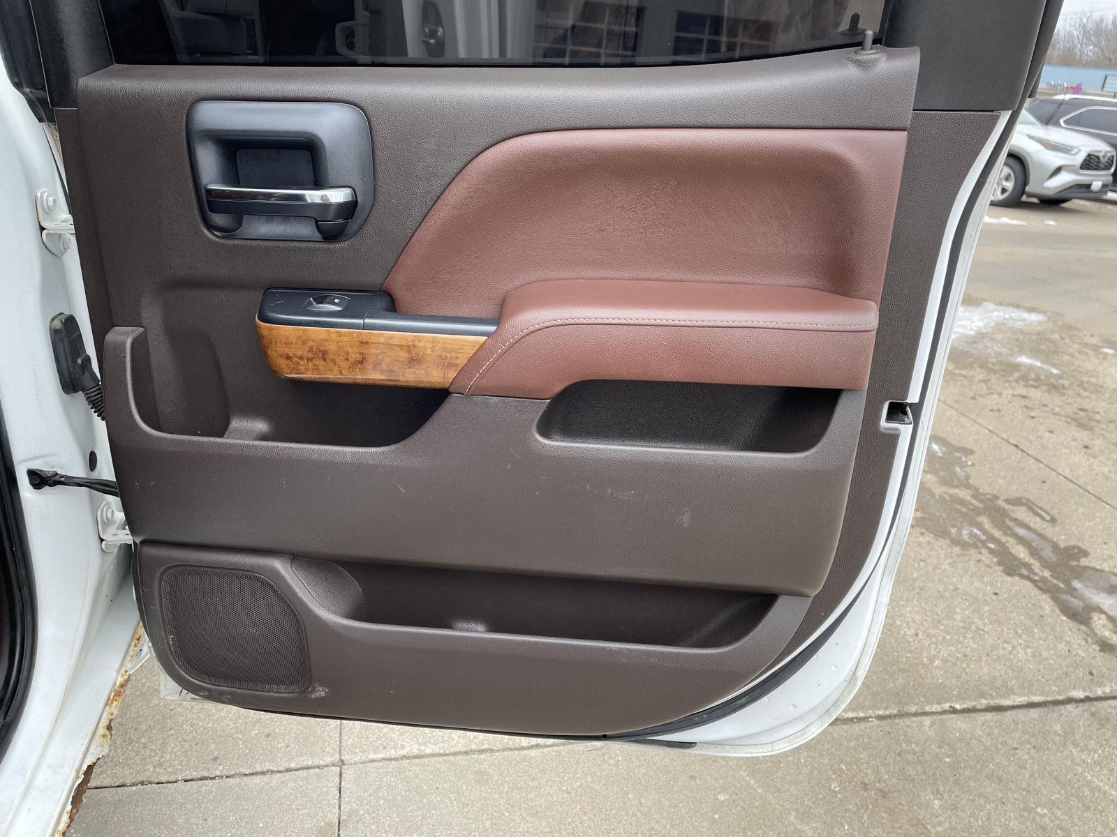 Pre-Owned 2015 Chevrolet Silverado 2500HD Built After Aug 14 for sale in St. Joseph MO