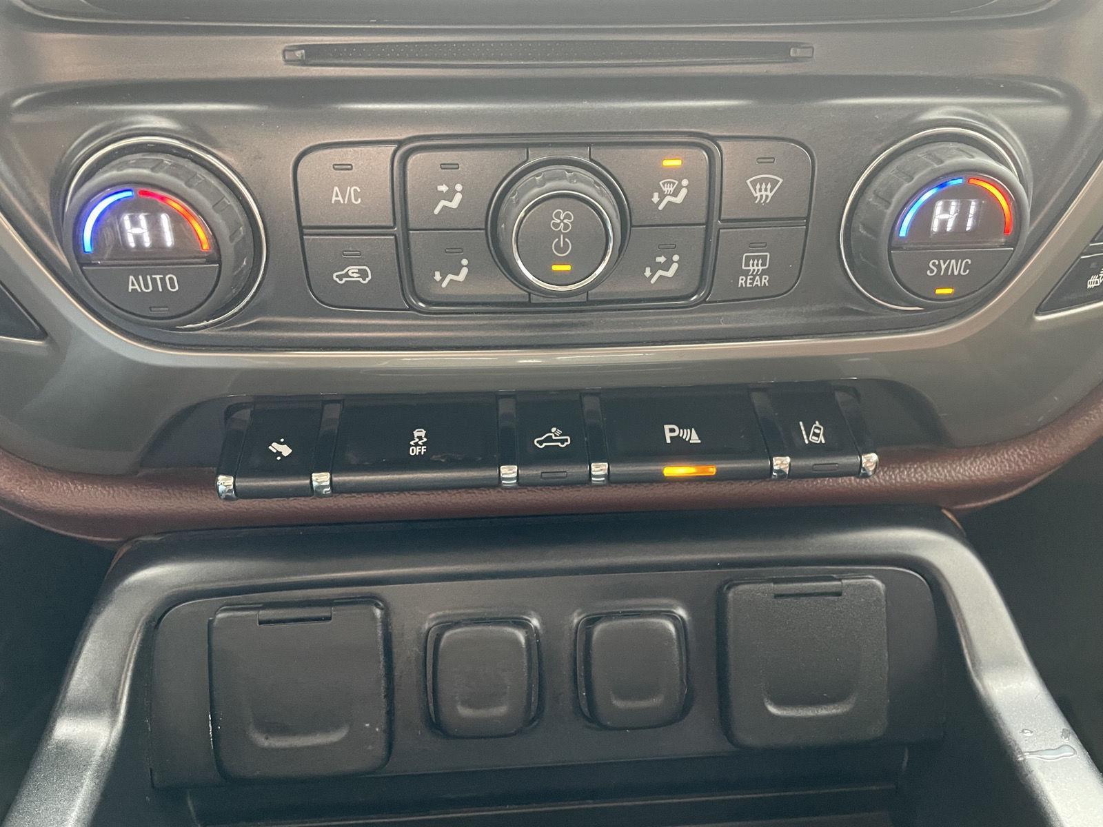 Pre-Owned 2015 Chevrolet Silverado 2500HD Built After Aug 14 for sale in St. Joseph MO