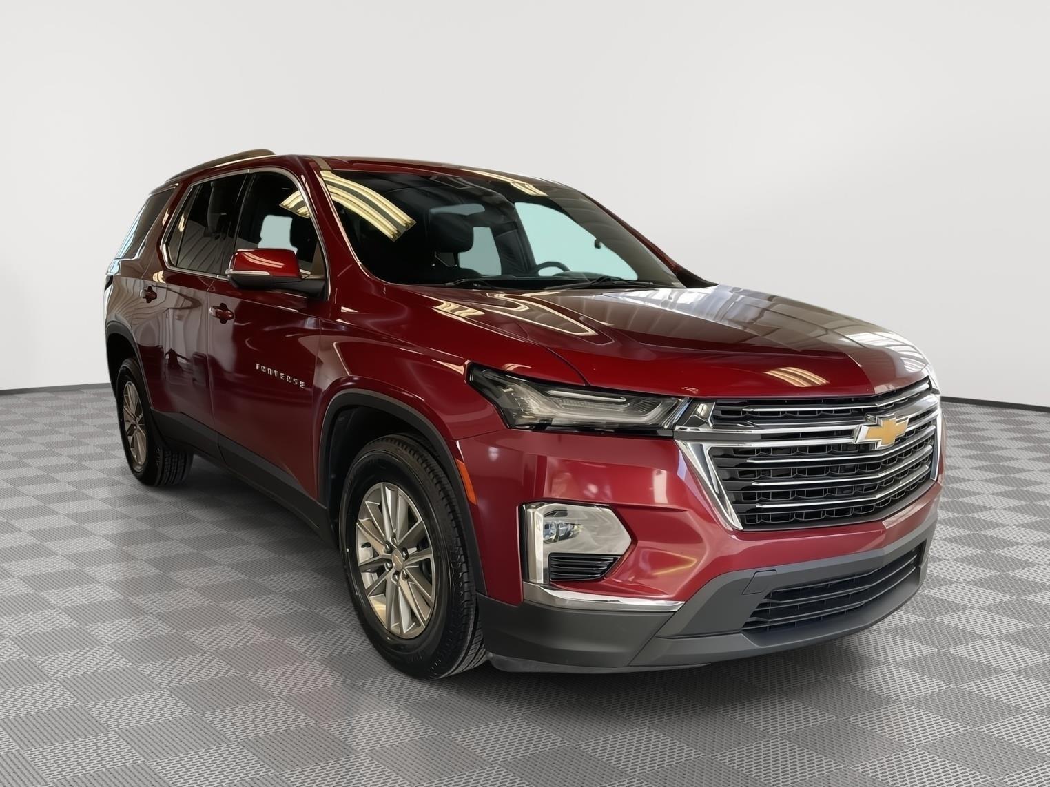 Used 2023 Chevrolet Traverse for sale in St. Joseph MO