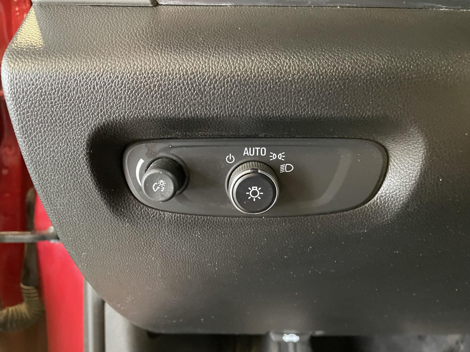 Used 2023 Chevrolet Traverse for sale in St. Joseph MO