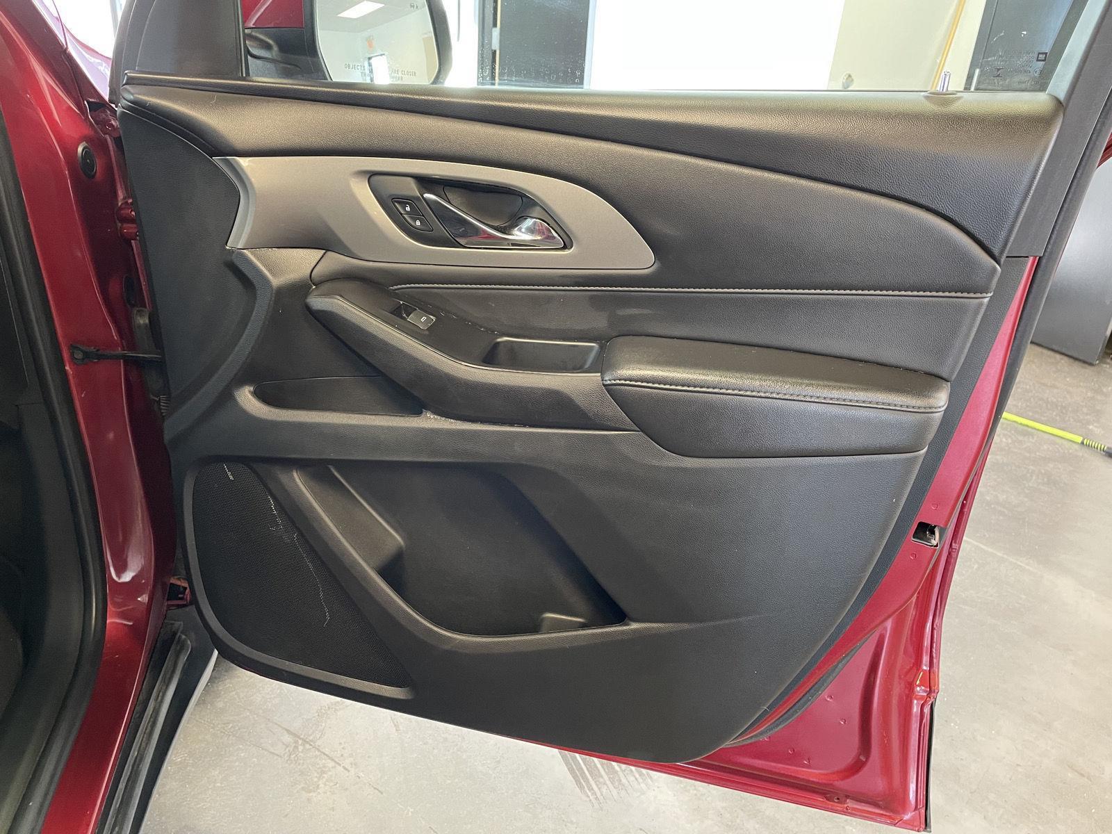 Used 2023 Chevrolet Traverse for sale in St. Joseph MO