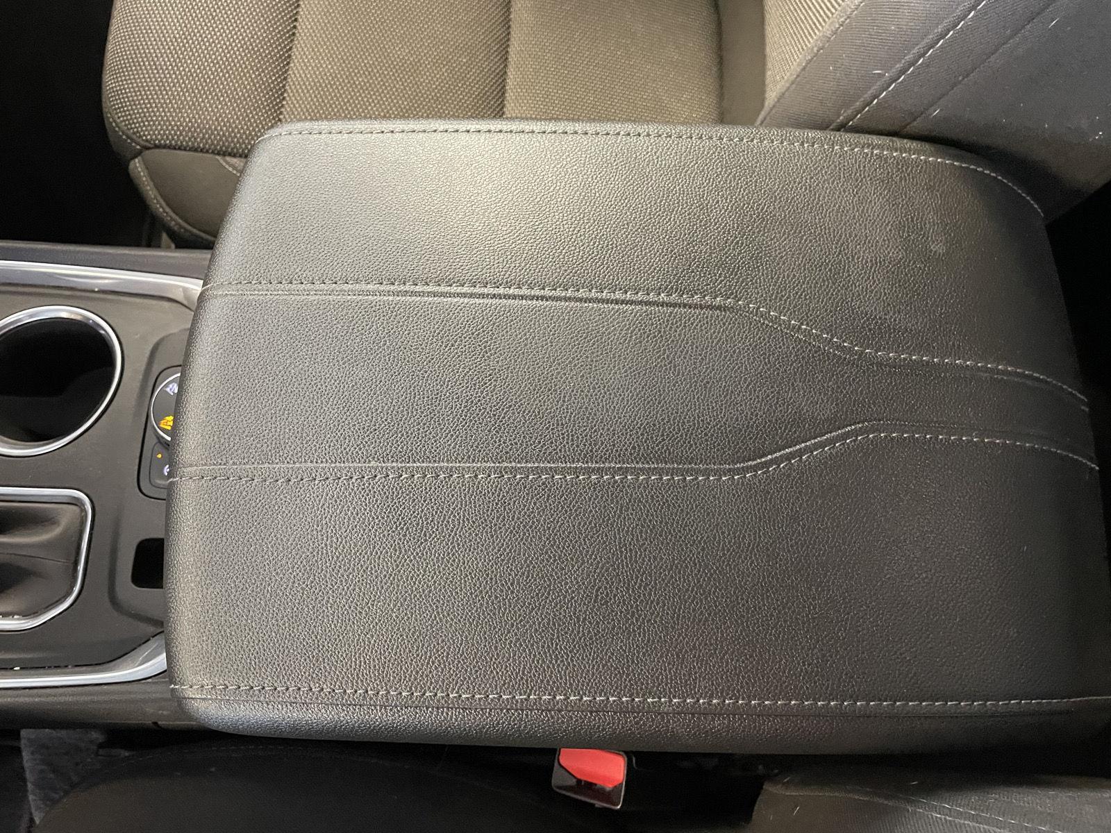 Used 2023 Chevrolet Traverse for sale in St. Joseph MO