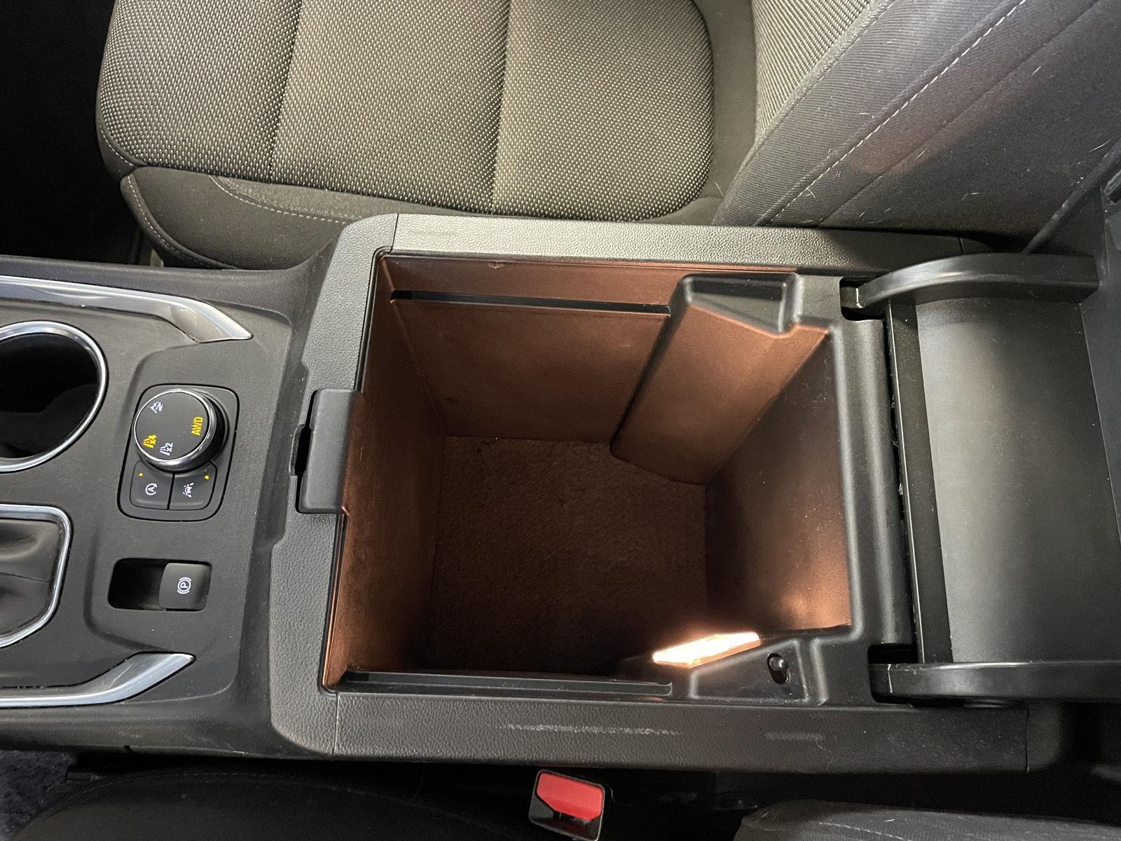 Used 2023 Chevrolet Traverse for sale in St. Joseph MO