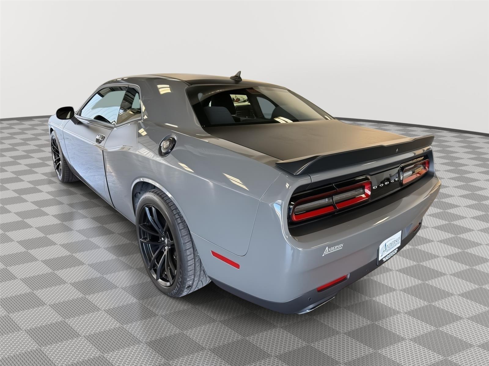Used 2018 Dodge Challenger for sale in St. Joseph MO