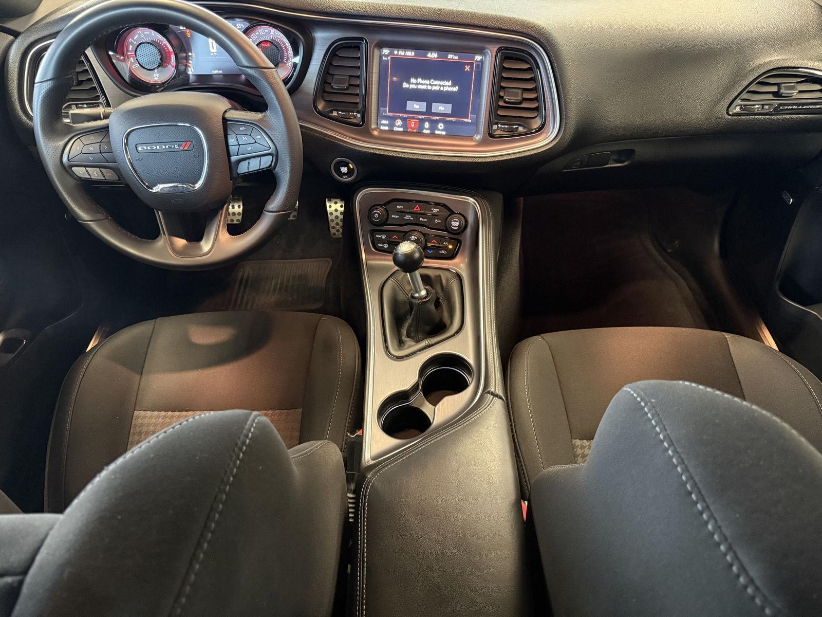 Used 2018 Dodge Challenger for sale in St. Joseph MO