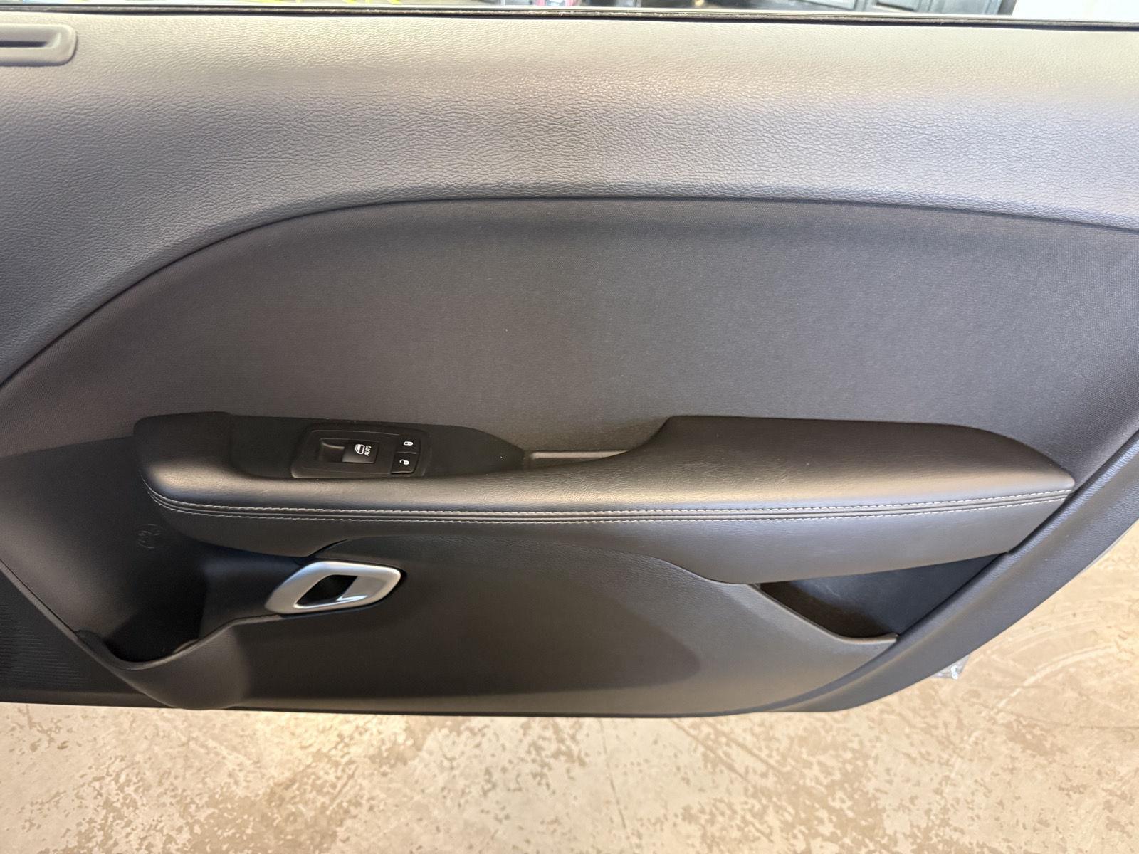 Used 2018 Dodge Challenger for sale in St. Joseph MO