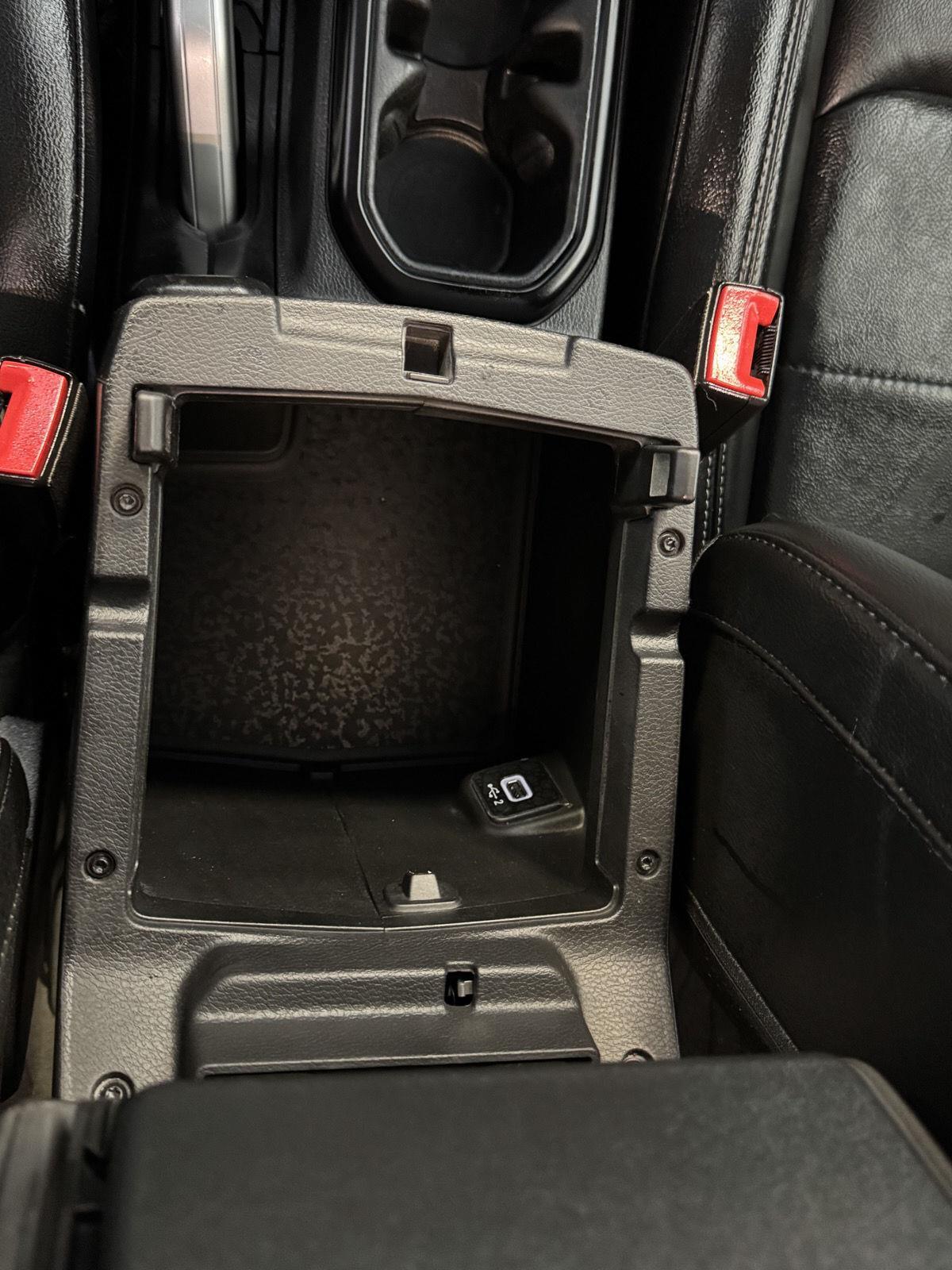 Pre-Owned 2019 Jeep Wrangler Unlimited for sale in St. Joseph MO