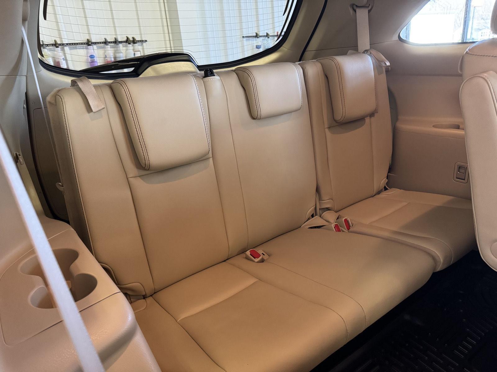 Used 2018 Toyota Highlander for sale in St. Joseph MO