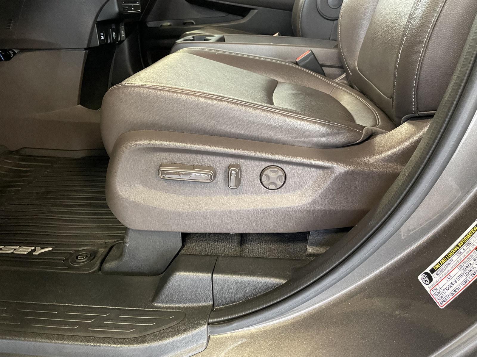 Pre-Owned 2022 Honda Odyssey for sale in St. Joseph MO