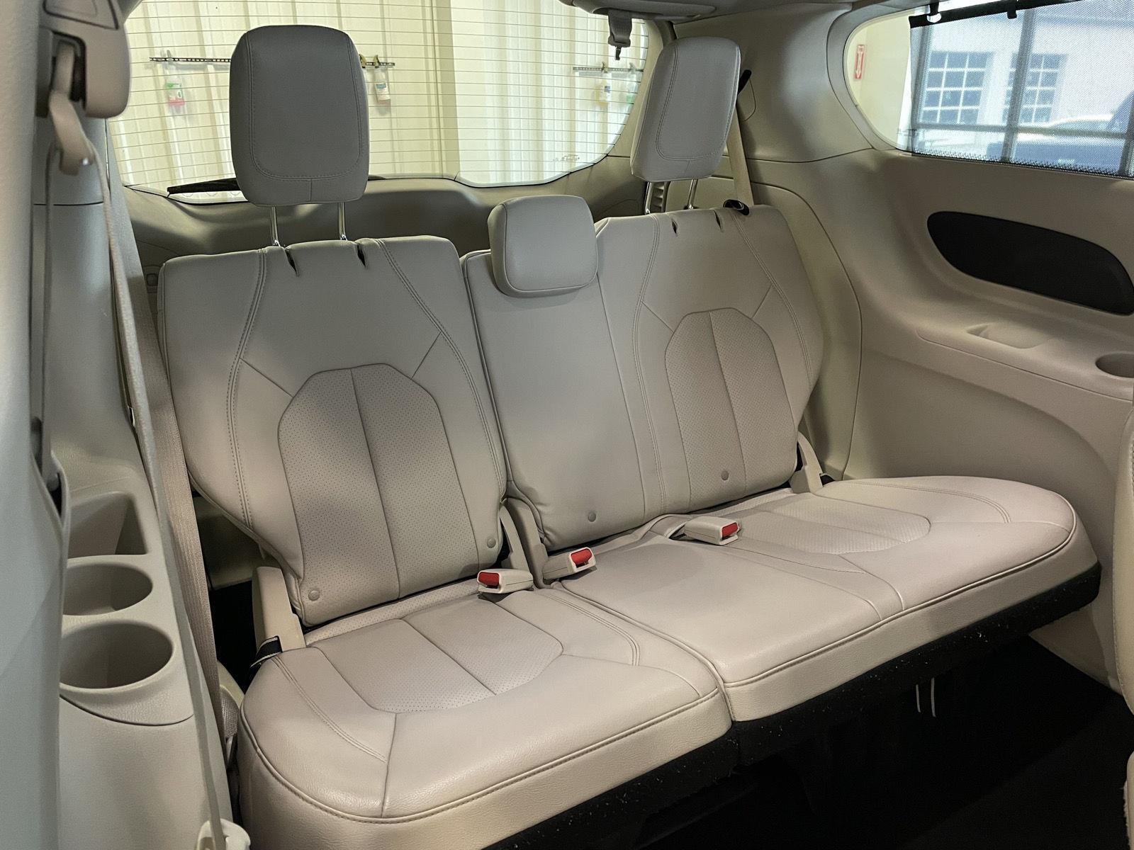 Used 2021 Chrysler Pacifica for sale in St. Joseph MO