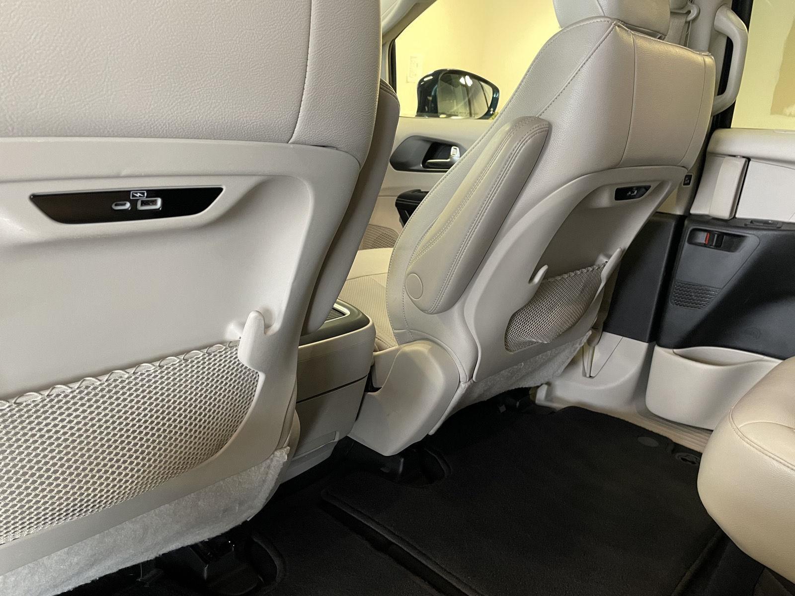 Used 2021 Chrysler Pacifica for sale in St. Joseph MO