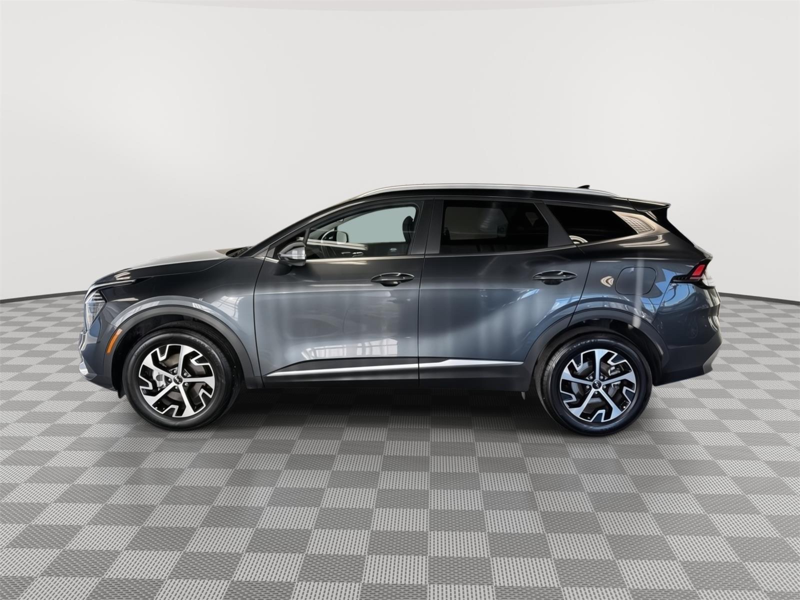 Used 2025 Kia Sportage Hybrid for sale in St. Joseph MO