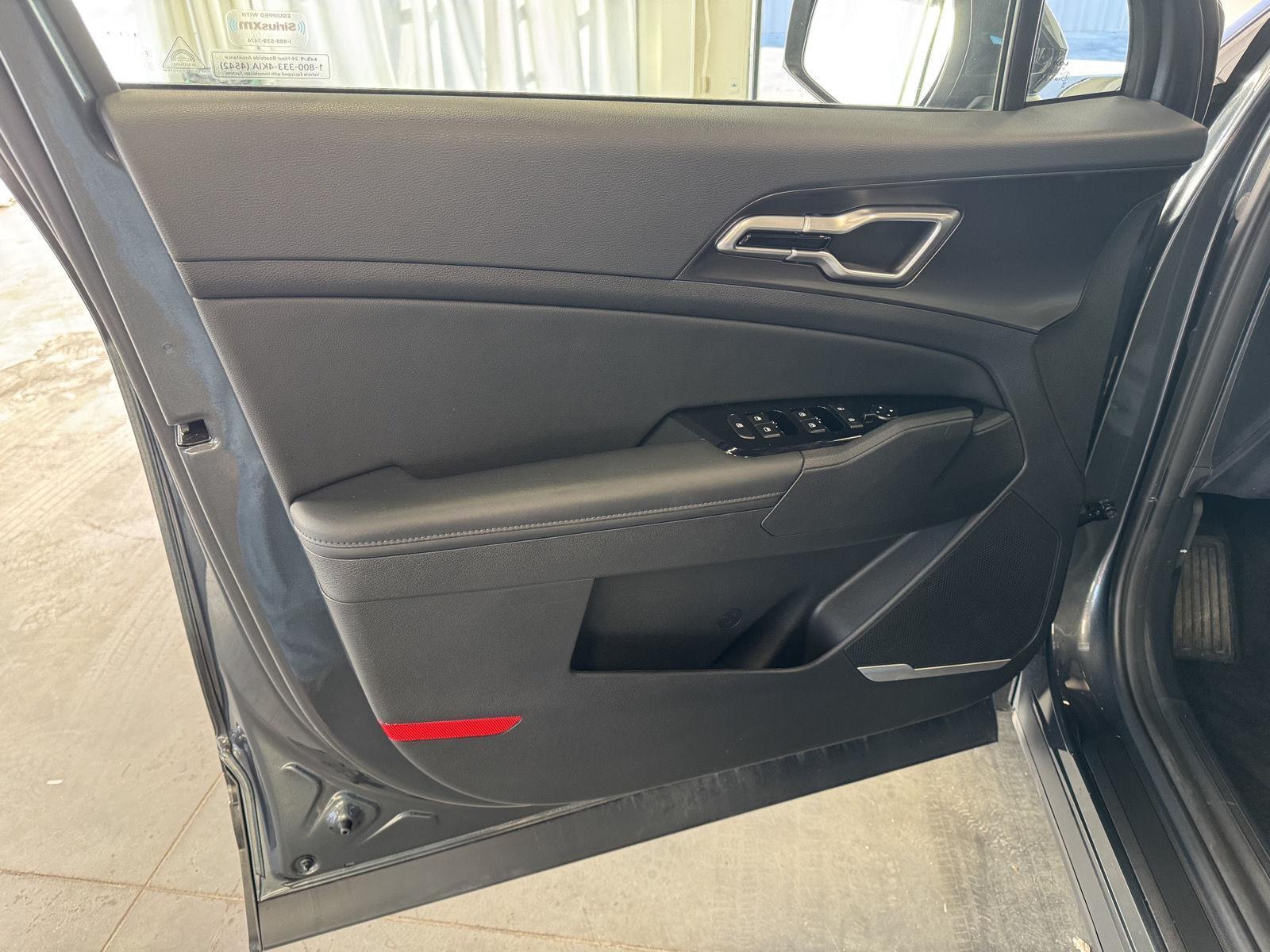 Used 2025 Kia Sportage Hybrid for sale in St. Joseph MO