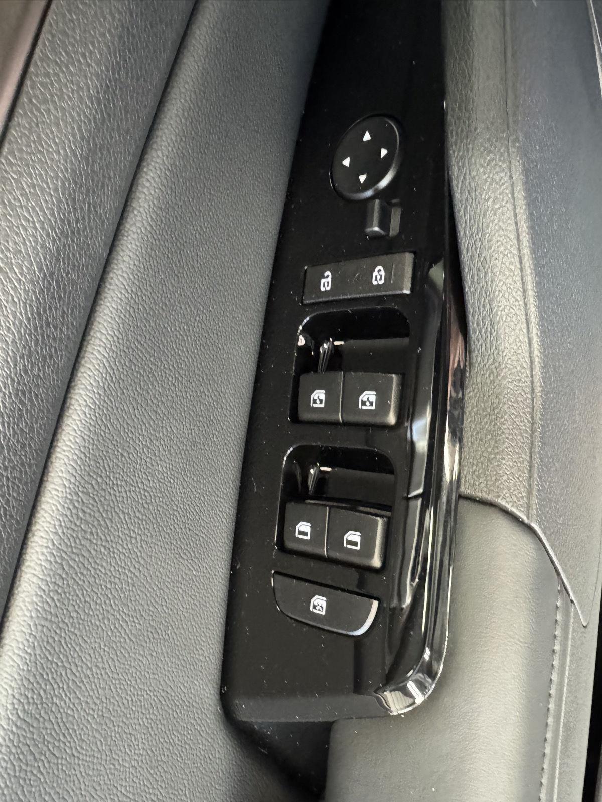 Used 2025 Kia Sportage Hybrid for sale in St. Joseph MO