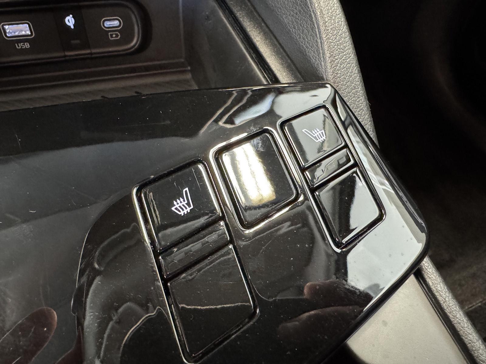 Used 2025 Kia Sportage Hybrid for sale in St. Joseph MO