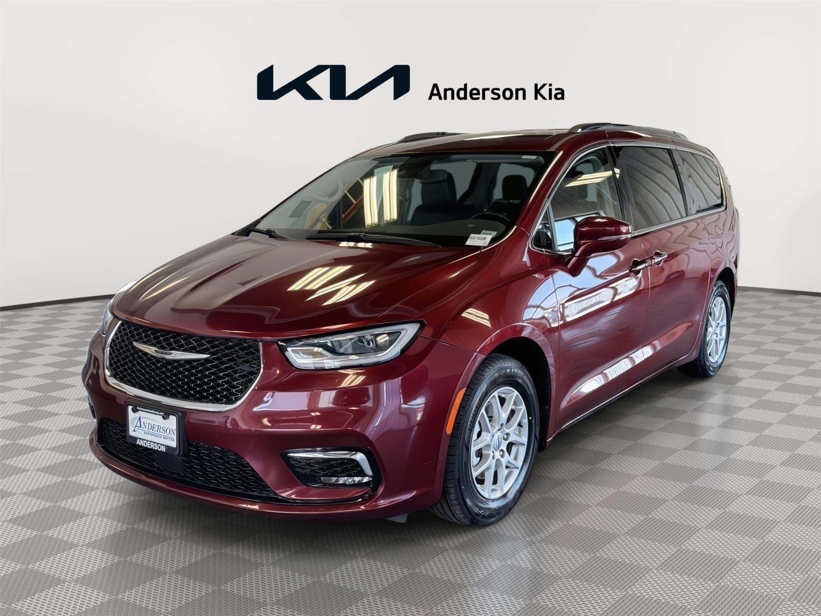 Pre-Owned 2021 Chrysler Pacifica for sale in St. Joseph MO